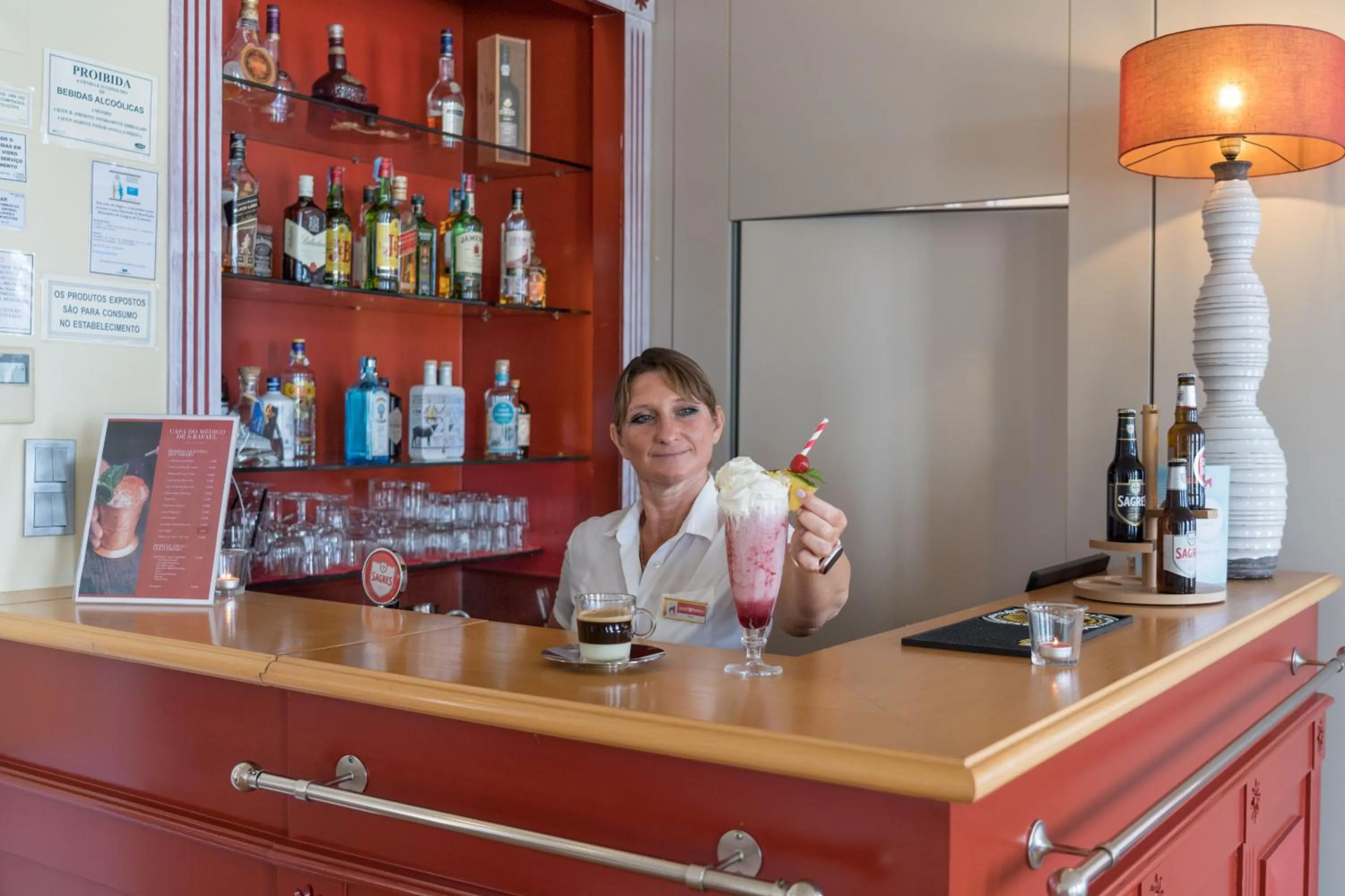 Lounge or bar in Casa do Médico de São Rafael