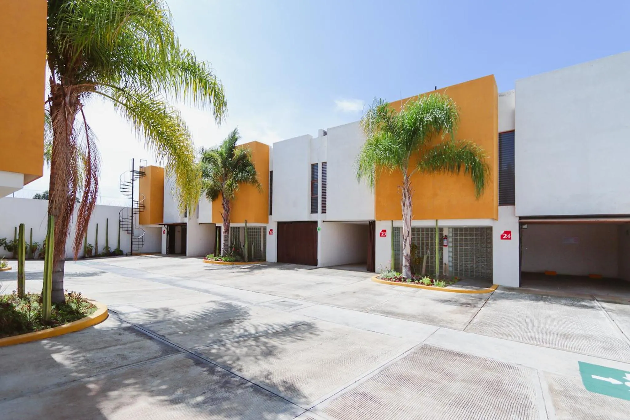 Property building in Auto Hotel Las Maravillas