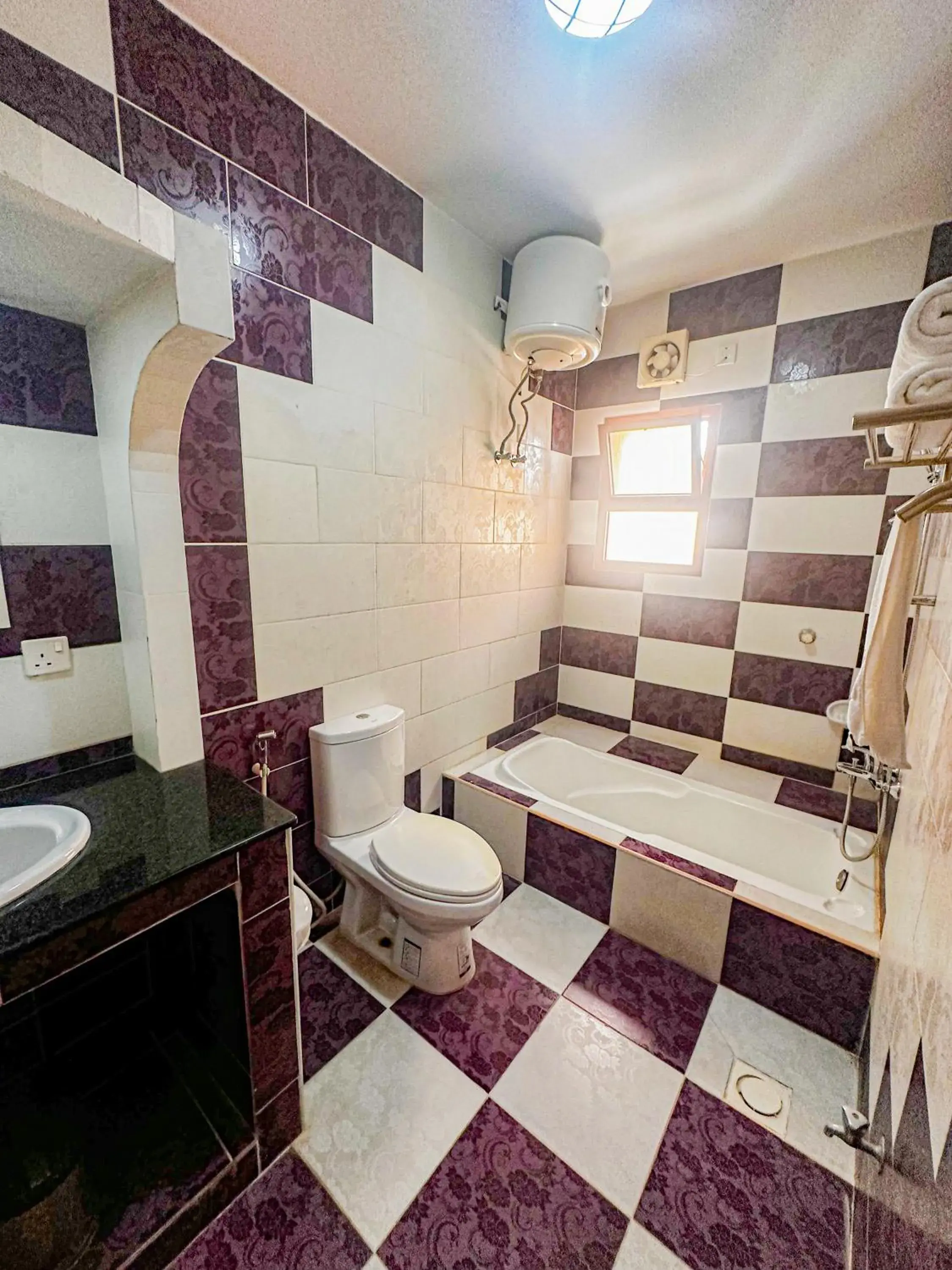 Budget Double Room in Riyam Hotel Budget Double Room in Riyam Hotel