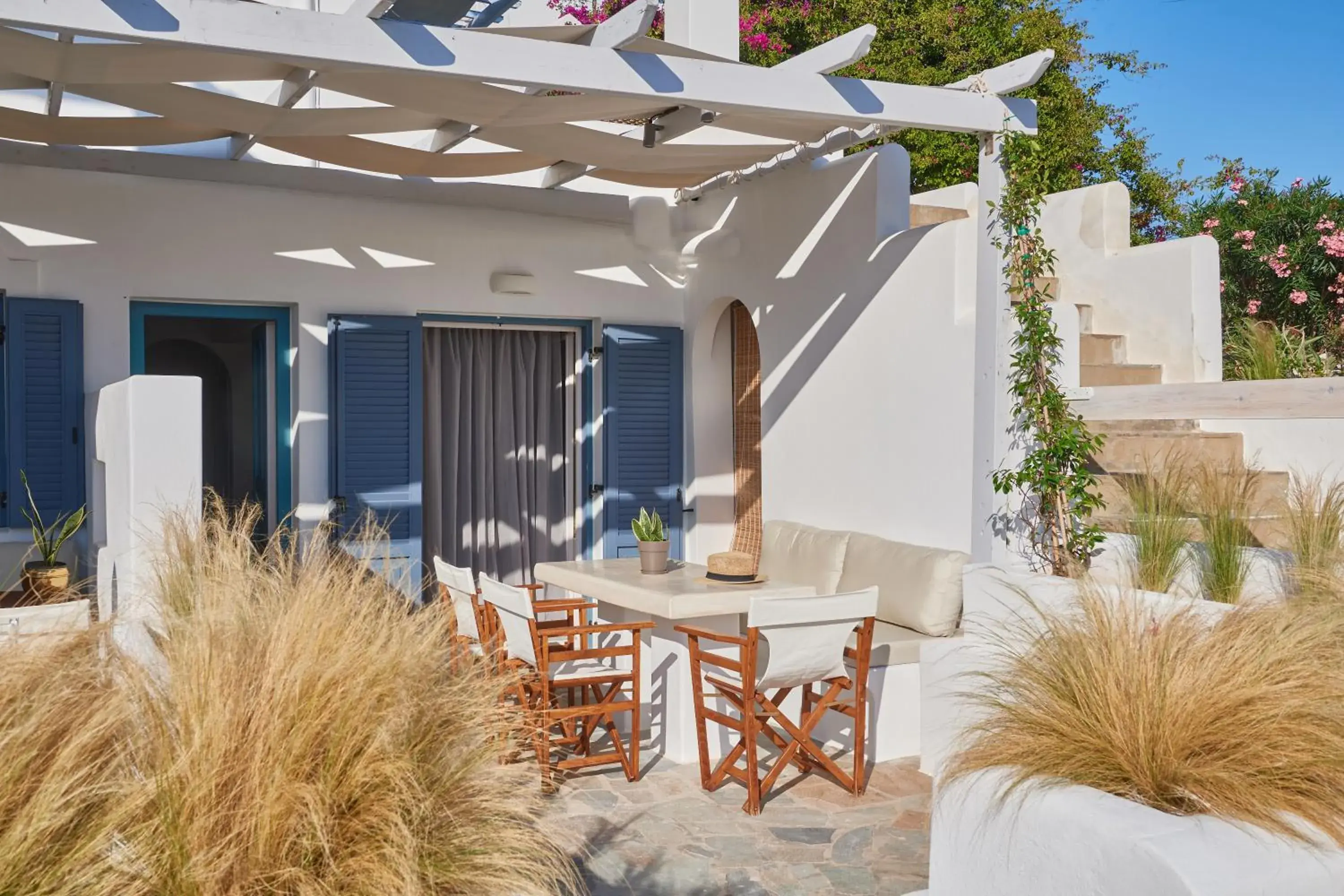 Hermes - Two Bedroom Apartment with Patio in Cleopatra Seaside Homes, Logaras, Paros Hermes - Two Bedroom Apartment with Patio in Cleopatra Seaside Homes, Logaras, Paros