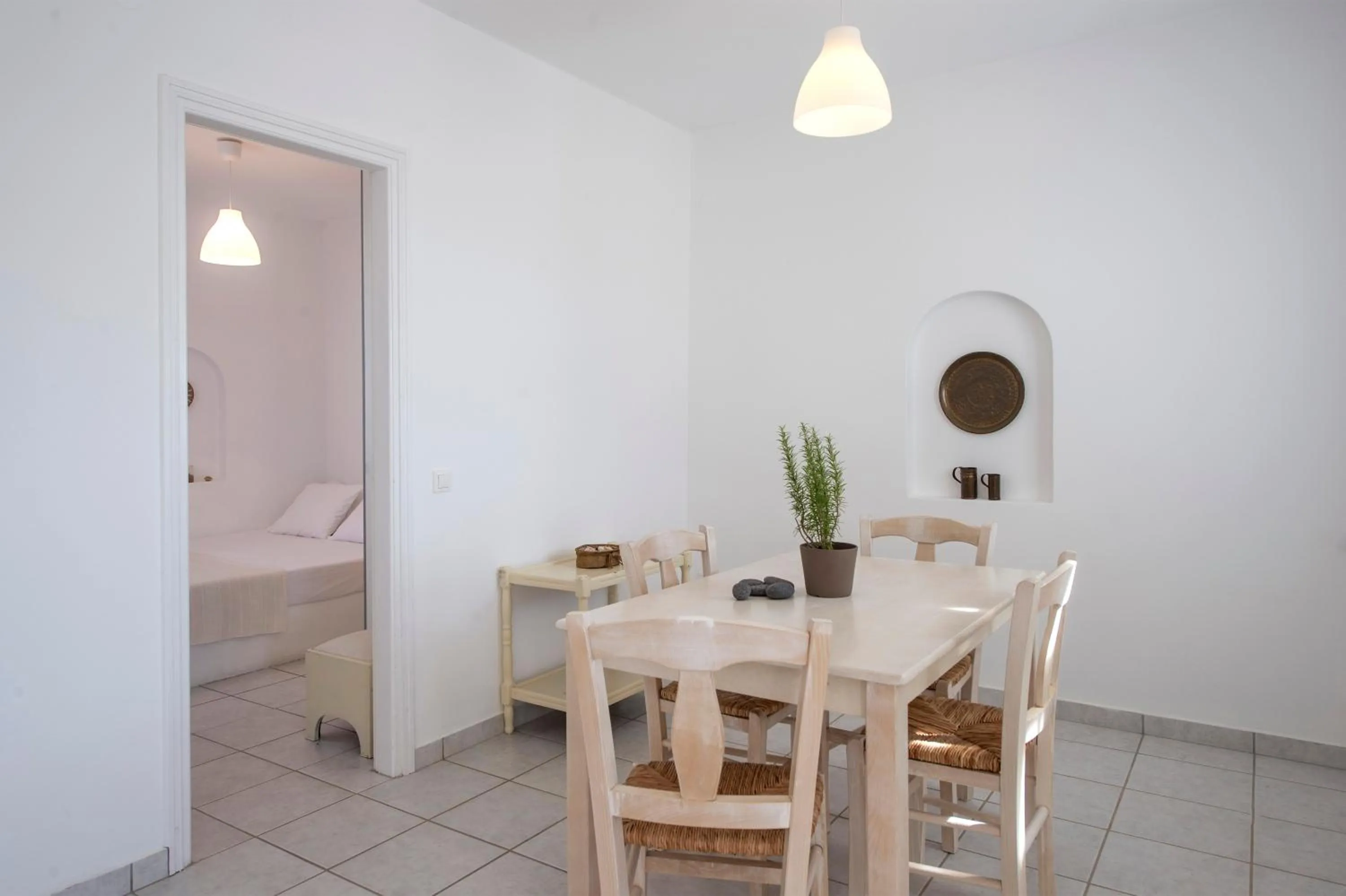 Dining area in Cleopatra Seaside Homes, Logaras, Paros