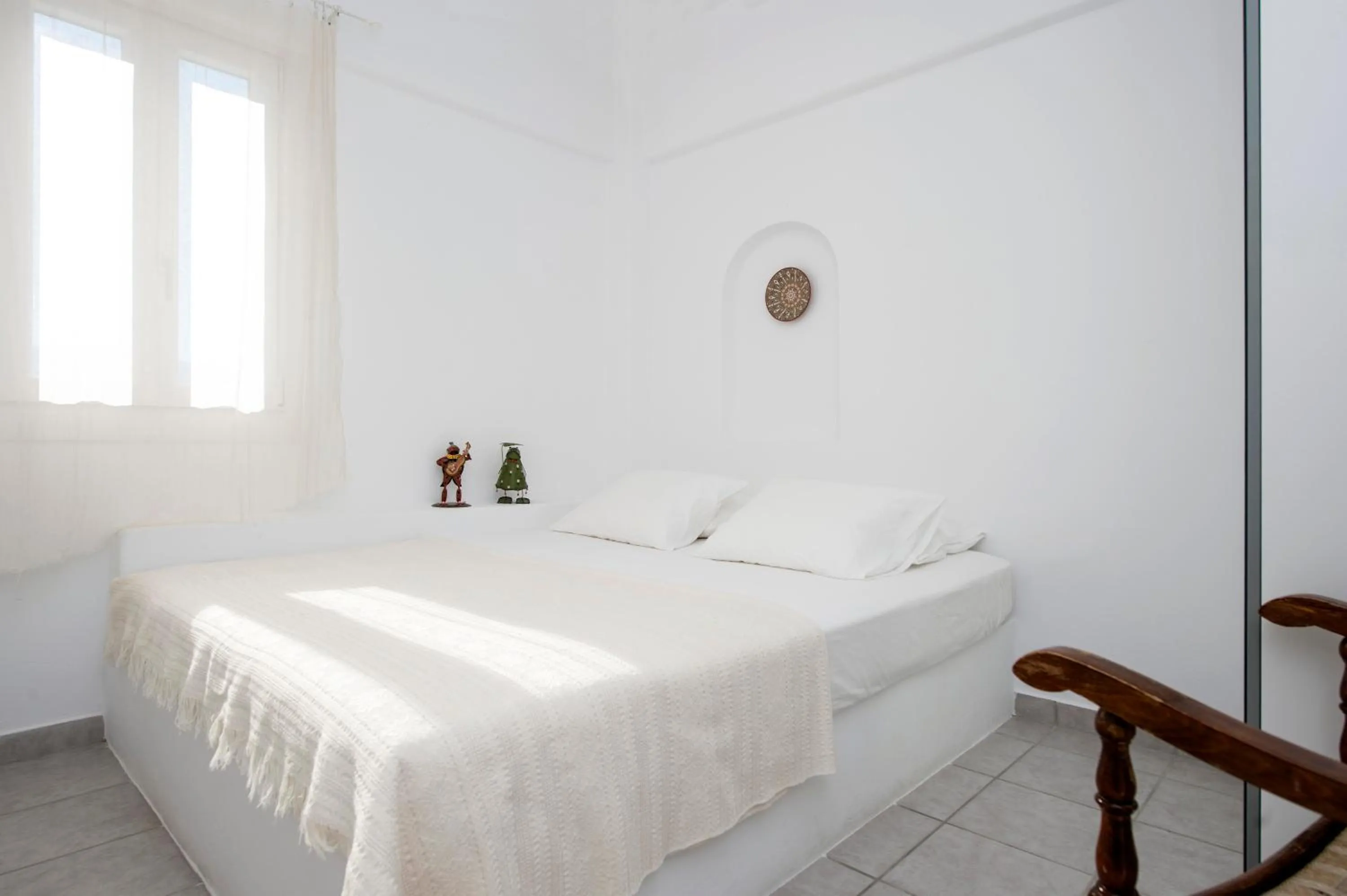Bedroom, Bed in Cleopatra Seaside Homes, Logaras, Paros