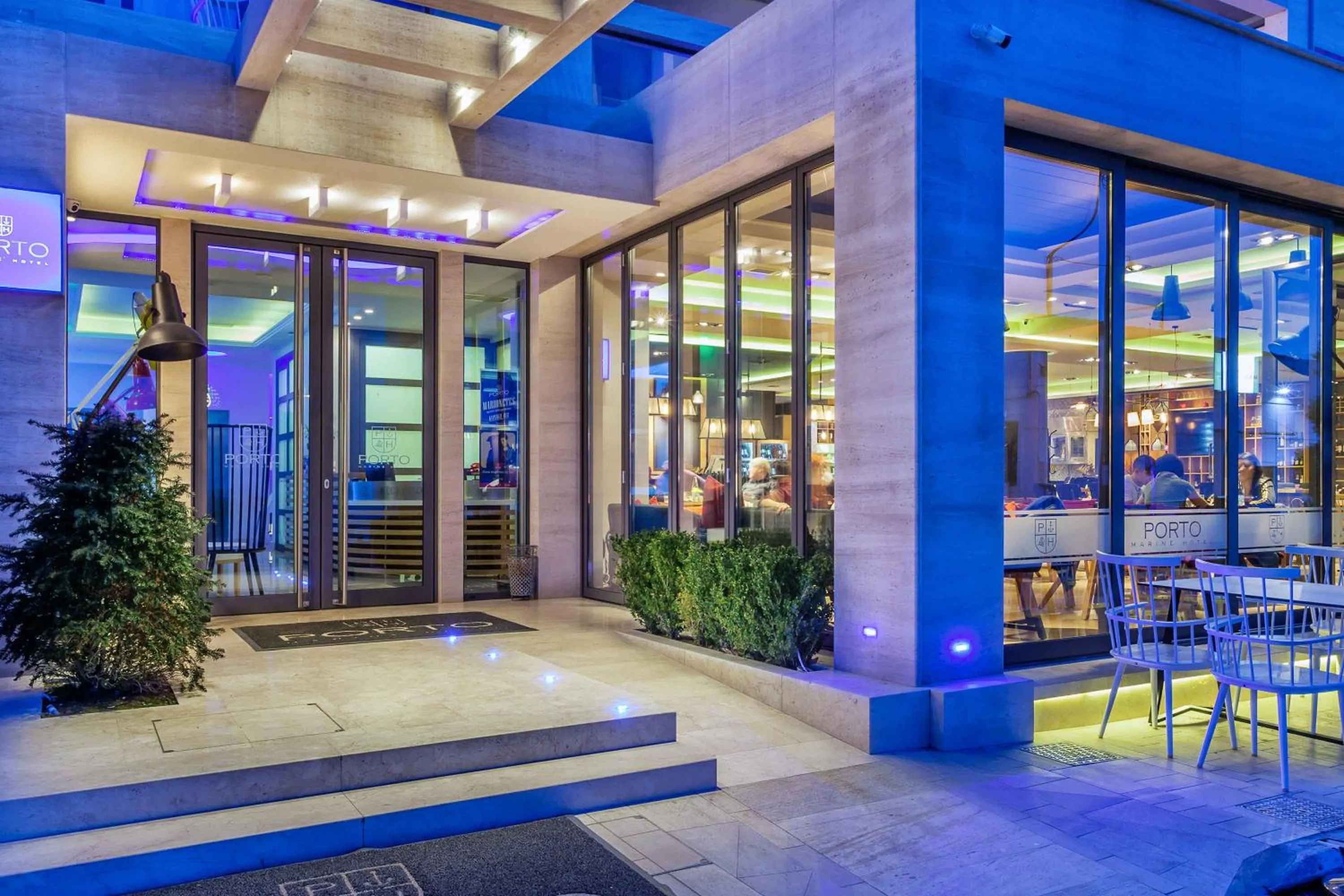 Facade/entrance in Porto Marine Hotel