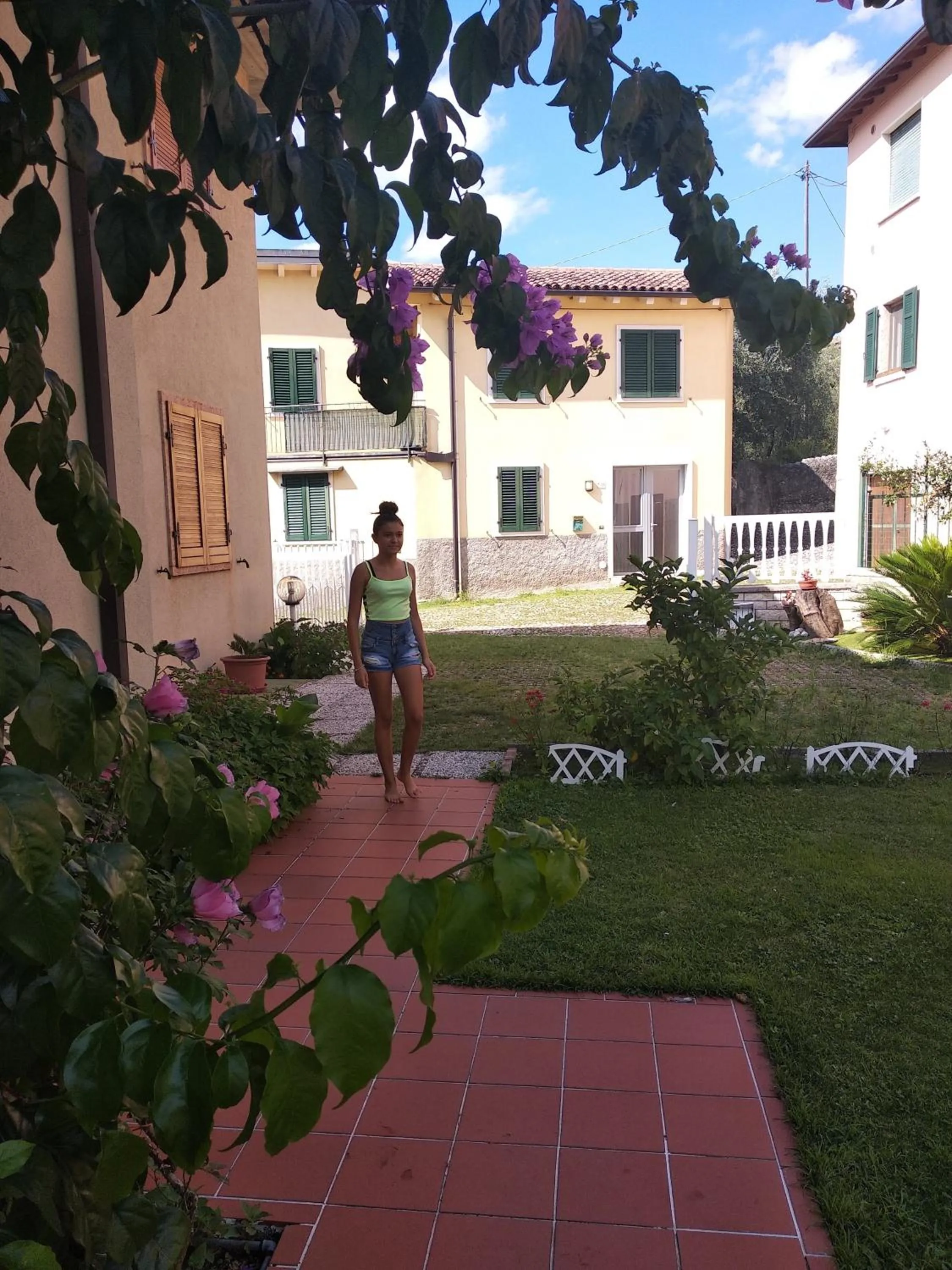 People in Villa Fiori