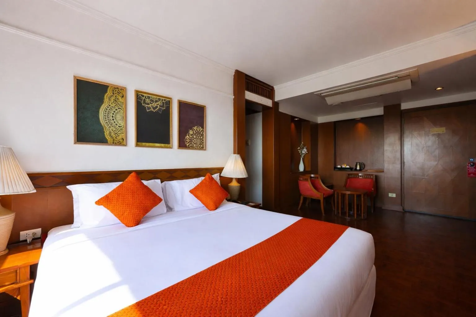 Bed in Wienglakor Hotel Lampang