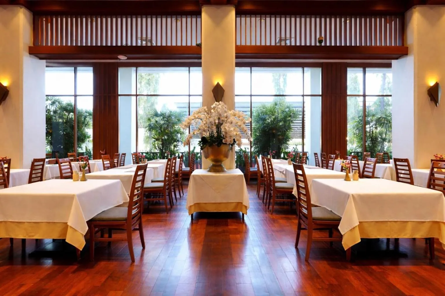 Restaurant/places to eat in Wienglakor Hotel Lampang