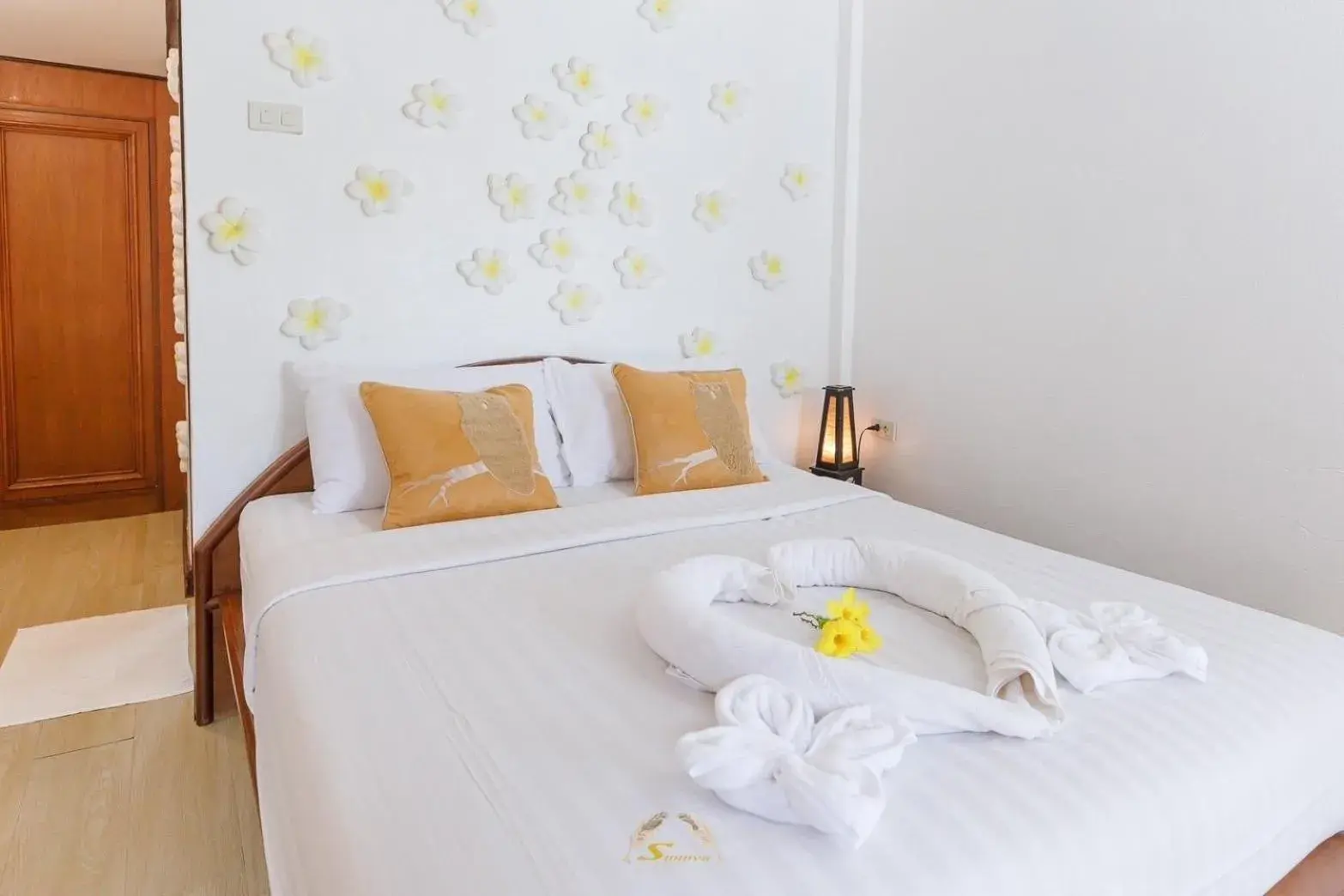 Bed in Suanya Kohkood Resort and Spa Bed in Suanya Kohkood Resort and Spa