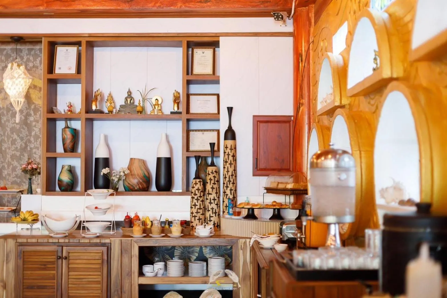 Restaurant/places to eat in Suanya Kohkood Resort and Spa