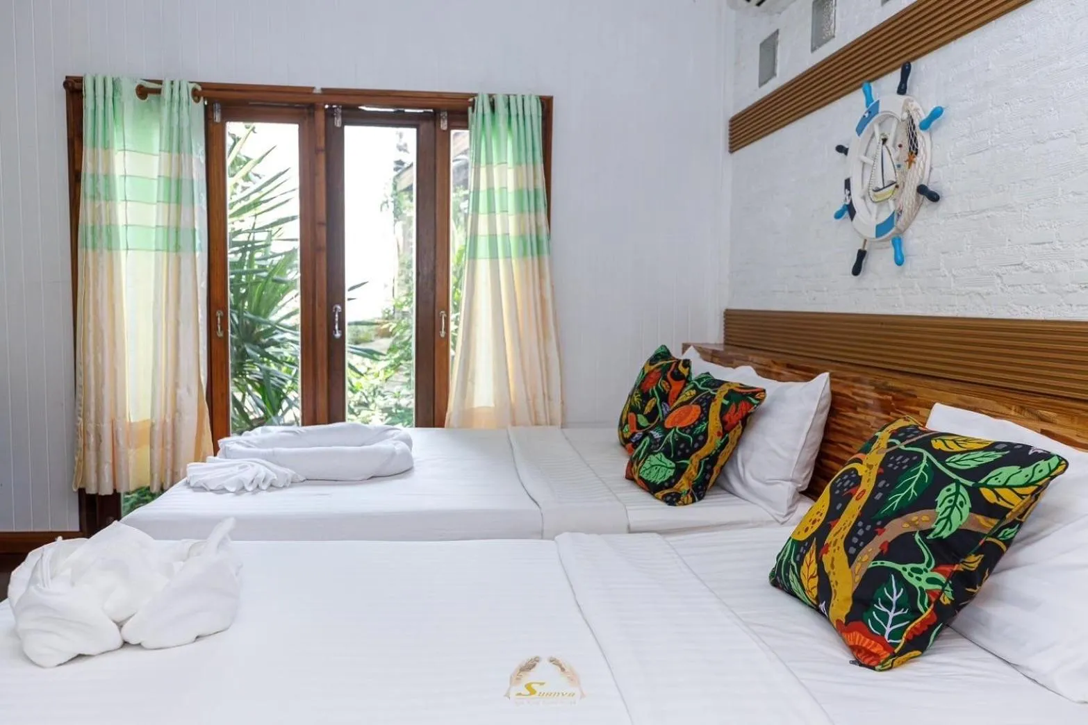 Bed in Suanya Kohkood Resort and Spa