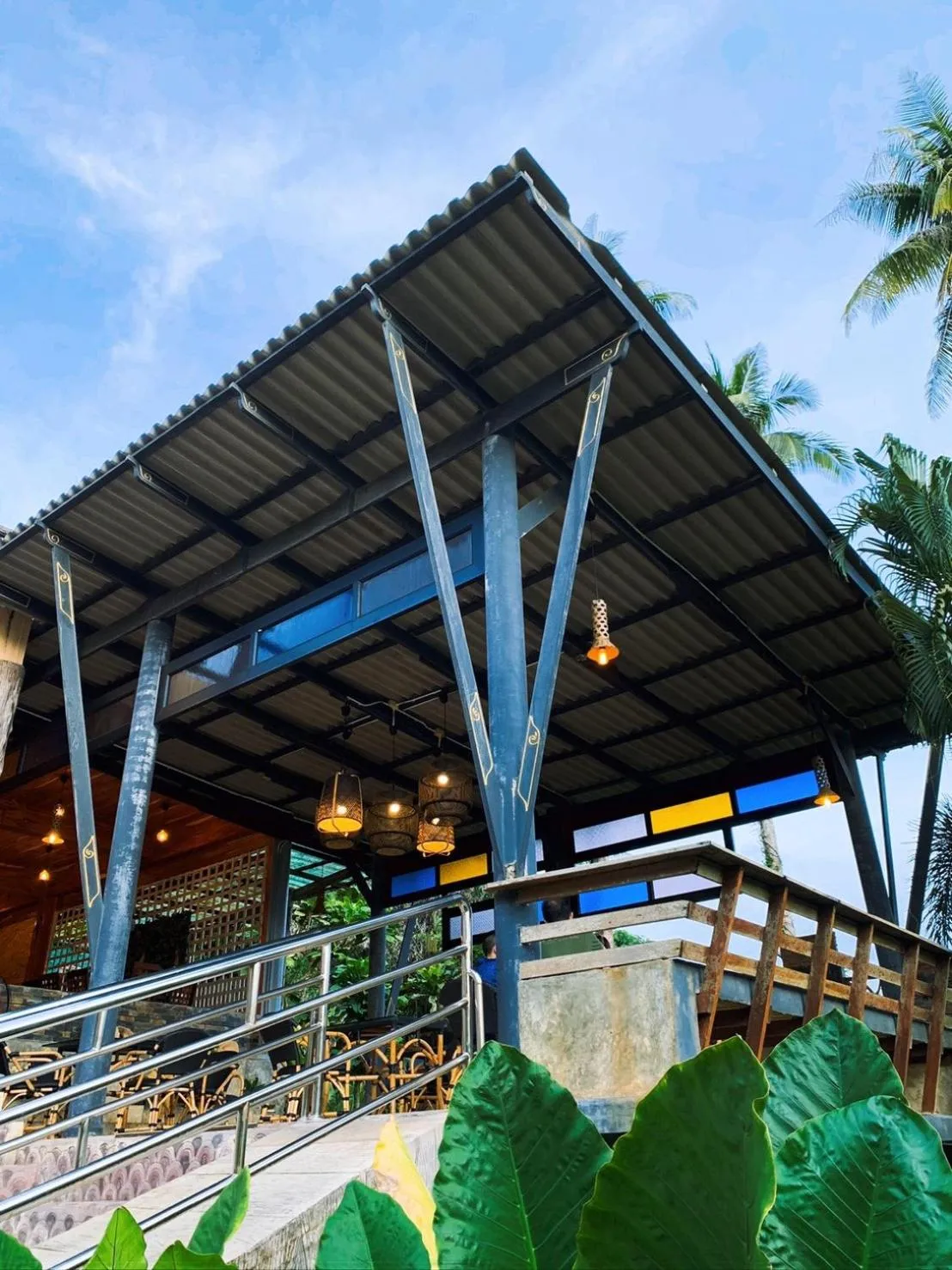 Food and drinks in Suanya Kohkood Resort and Spa