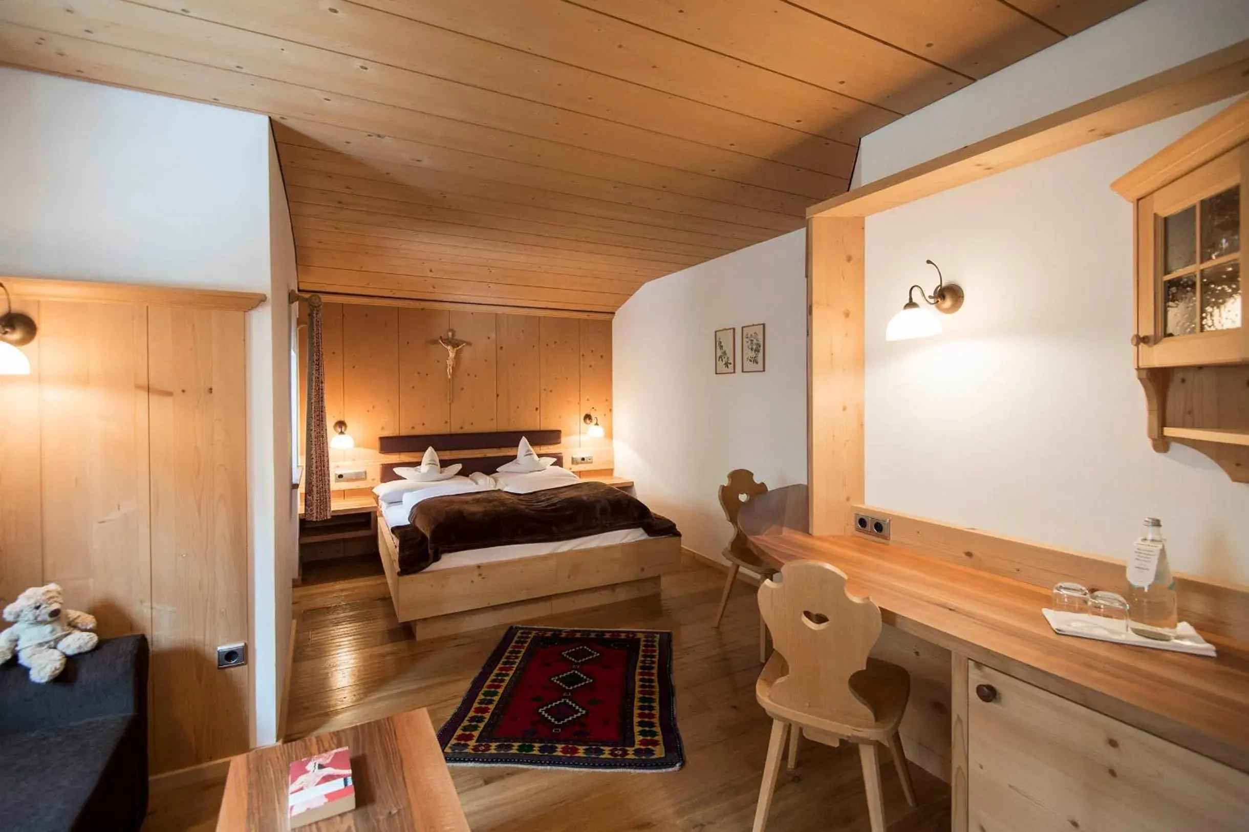 Superior Double Room in Charmehotel Uhrerhof - Deur Superior Double Room in Charmehotel Uhrerhof - Deur