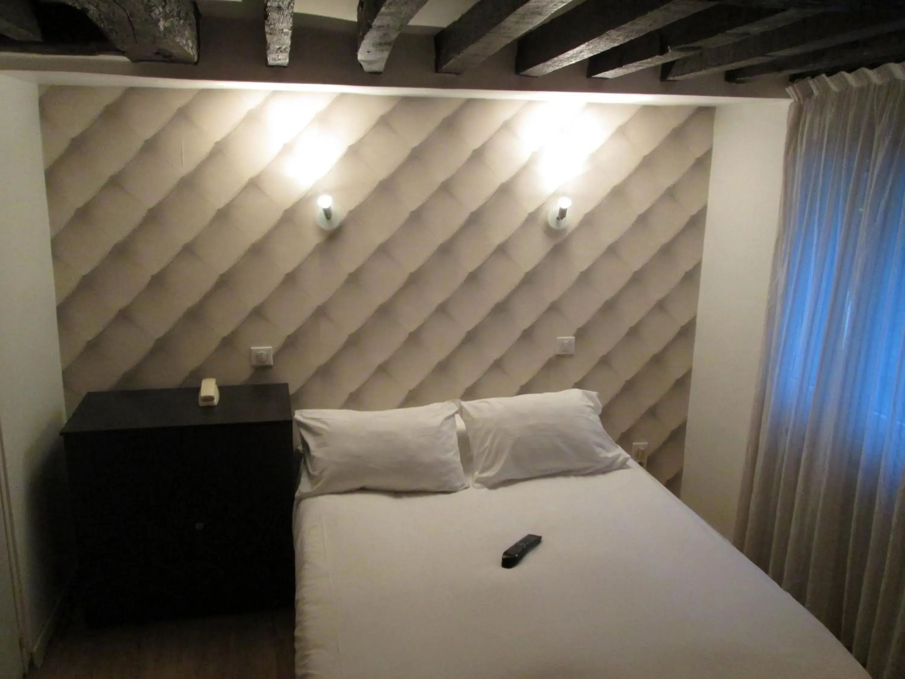 Bedroom, Bed in Hotel Hauteville Opera Bedroom, Bed in Hotel Hauteville Opera