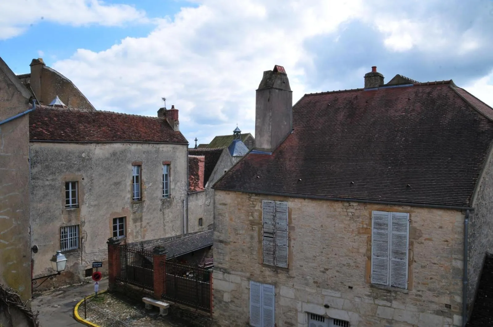 Neighbourhood in Les Glycines Vézelay