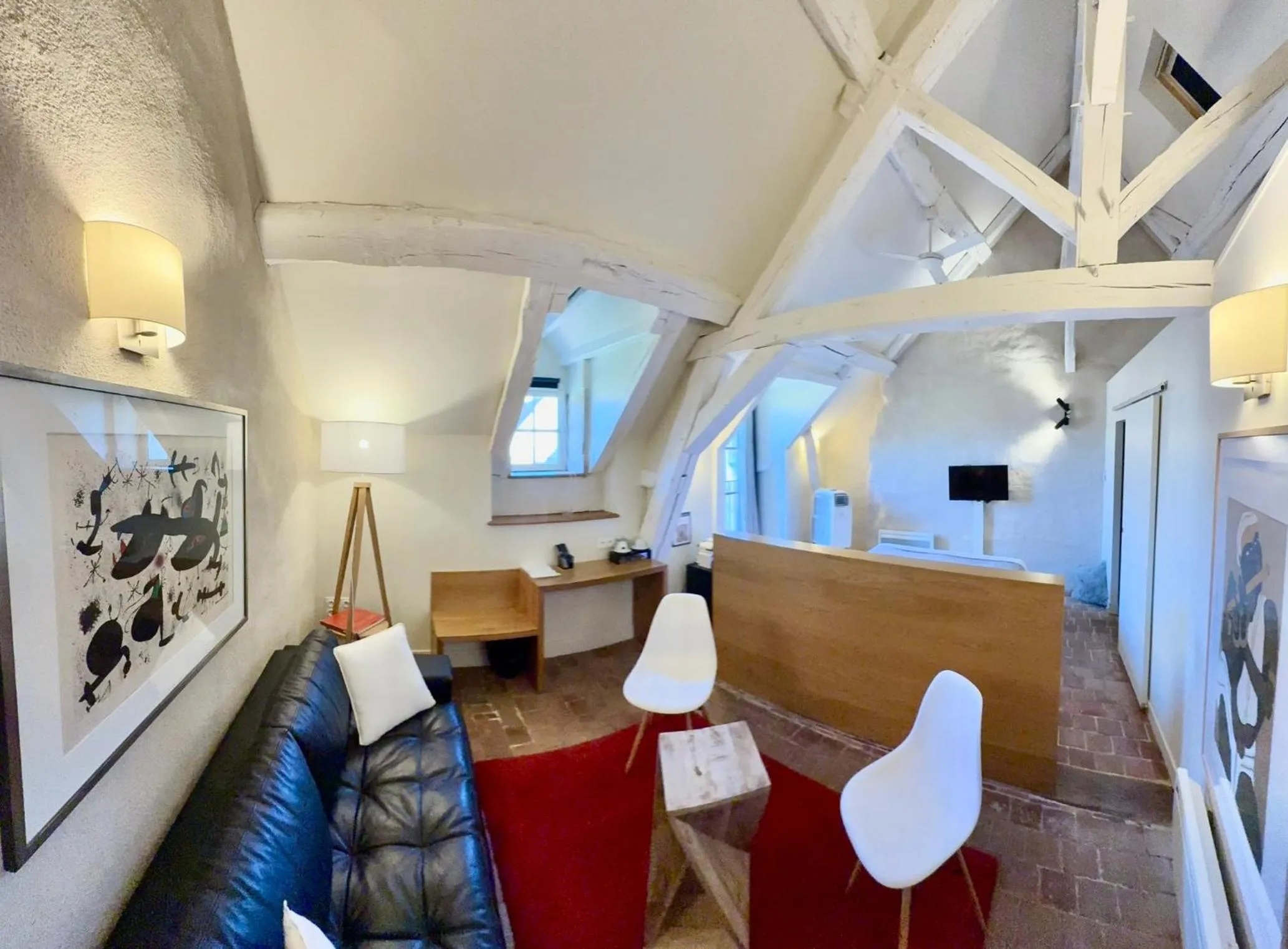 Les Glycines Vézelay