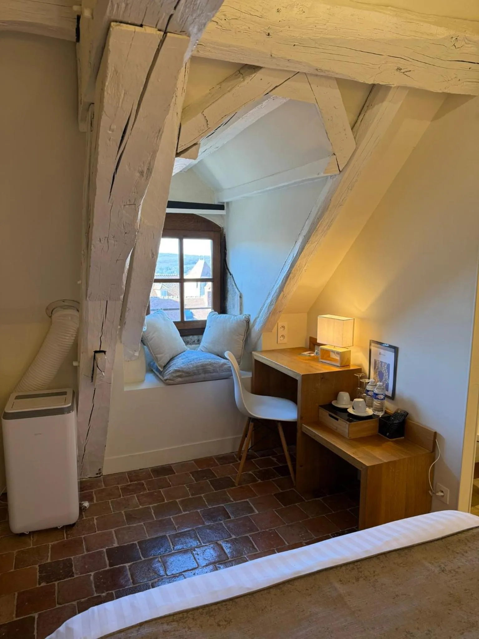 Bed in Les Glycines Vézelay