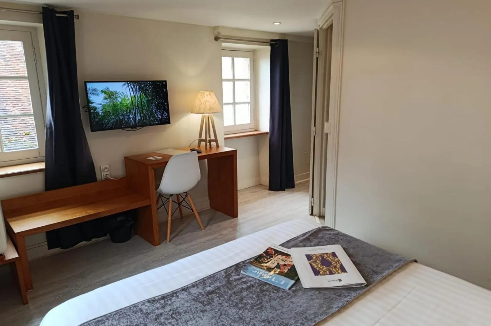 Bed in Les Glycines Vézelay