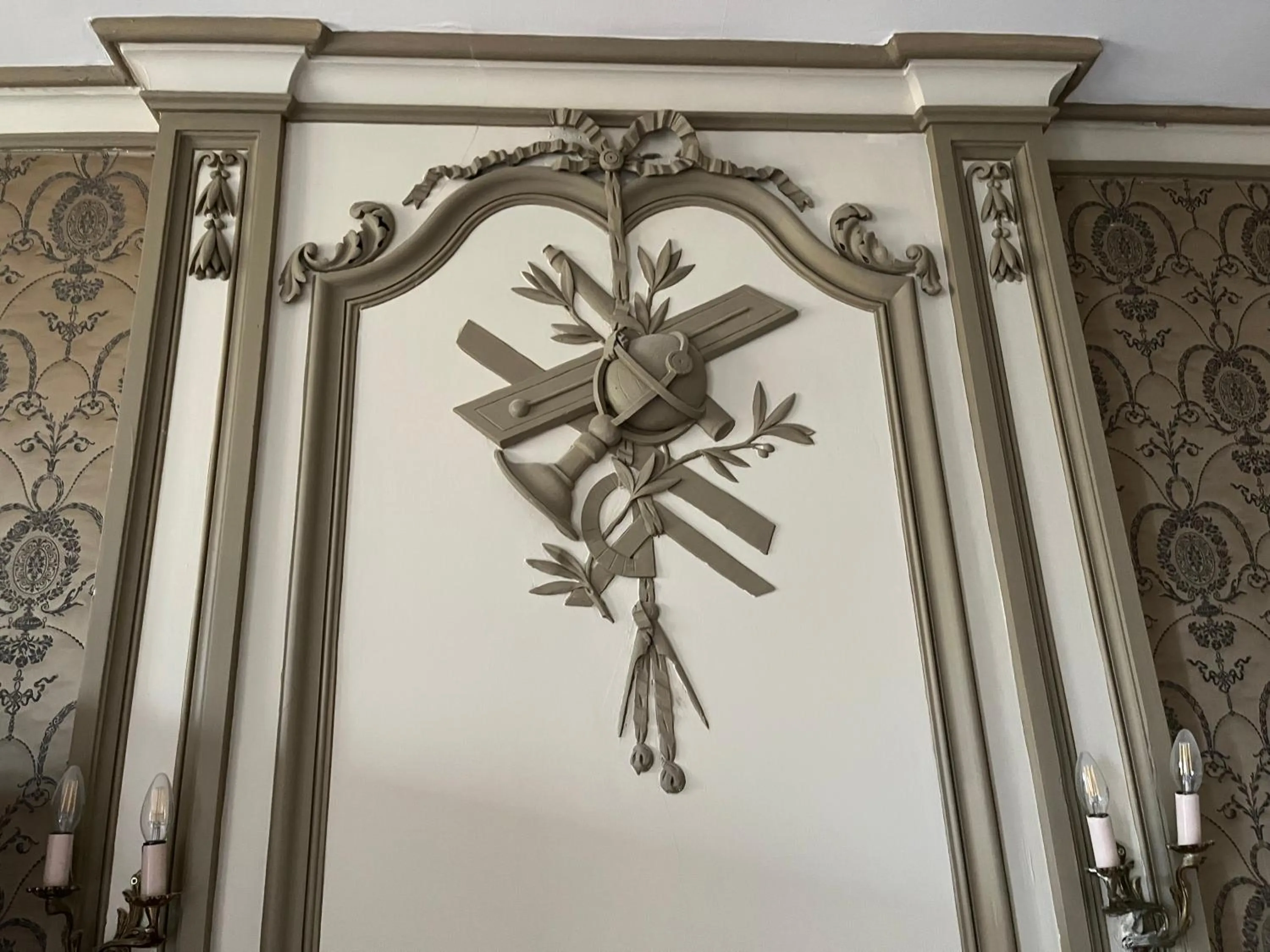 Les Glycines Vézelay