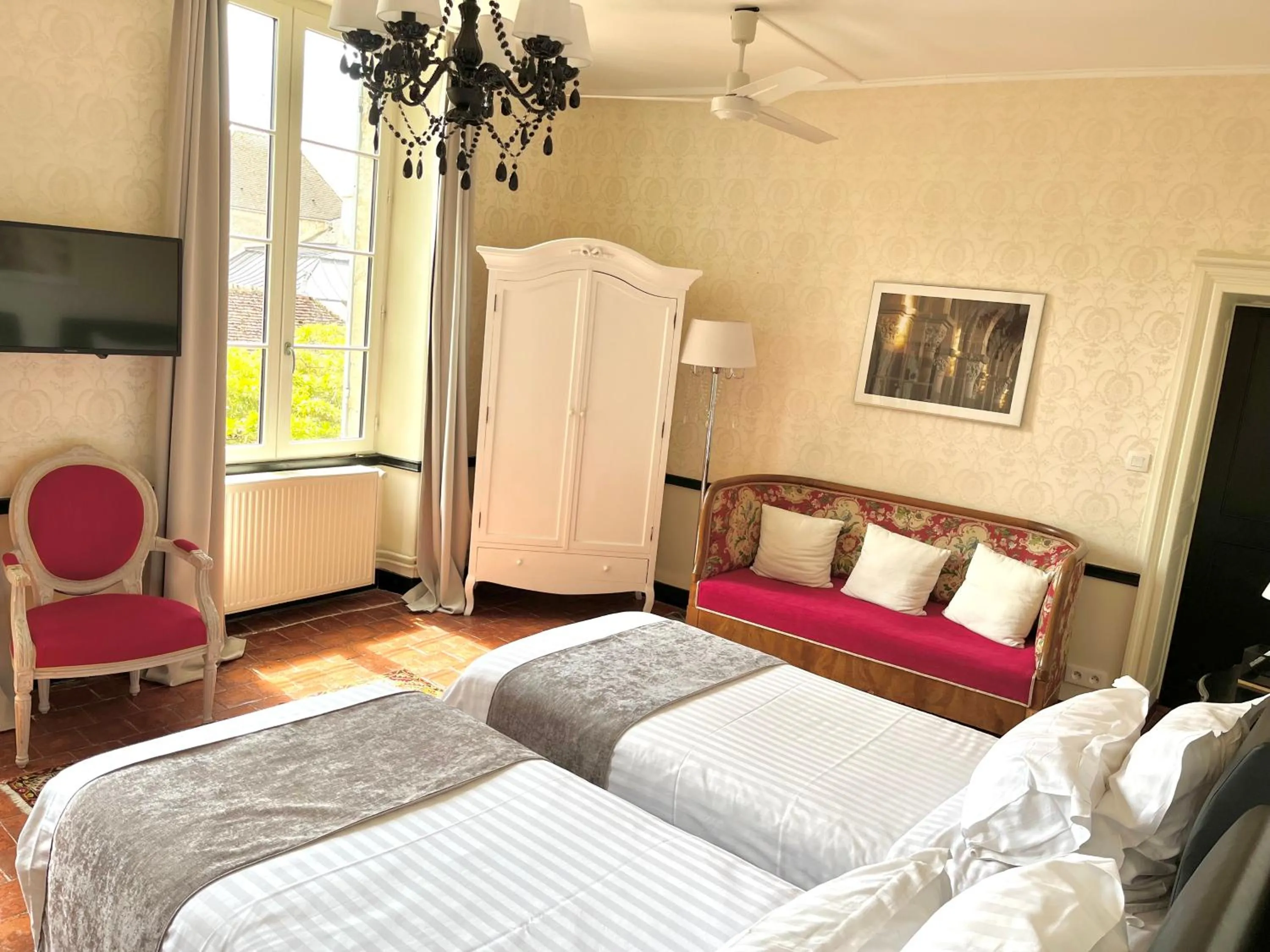 Bed in Les Glycines Vézelay