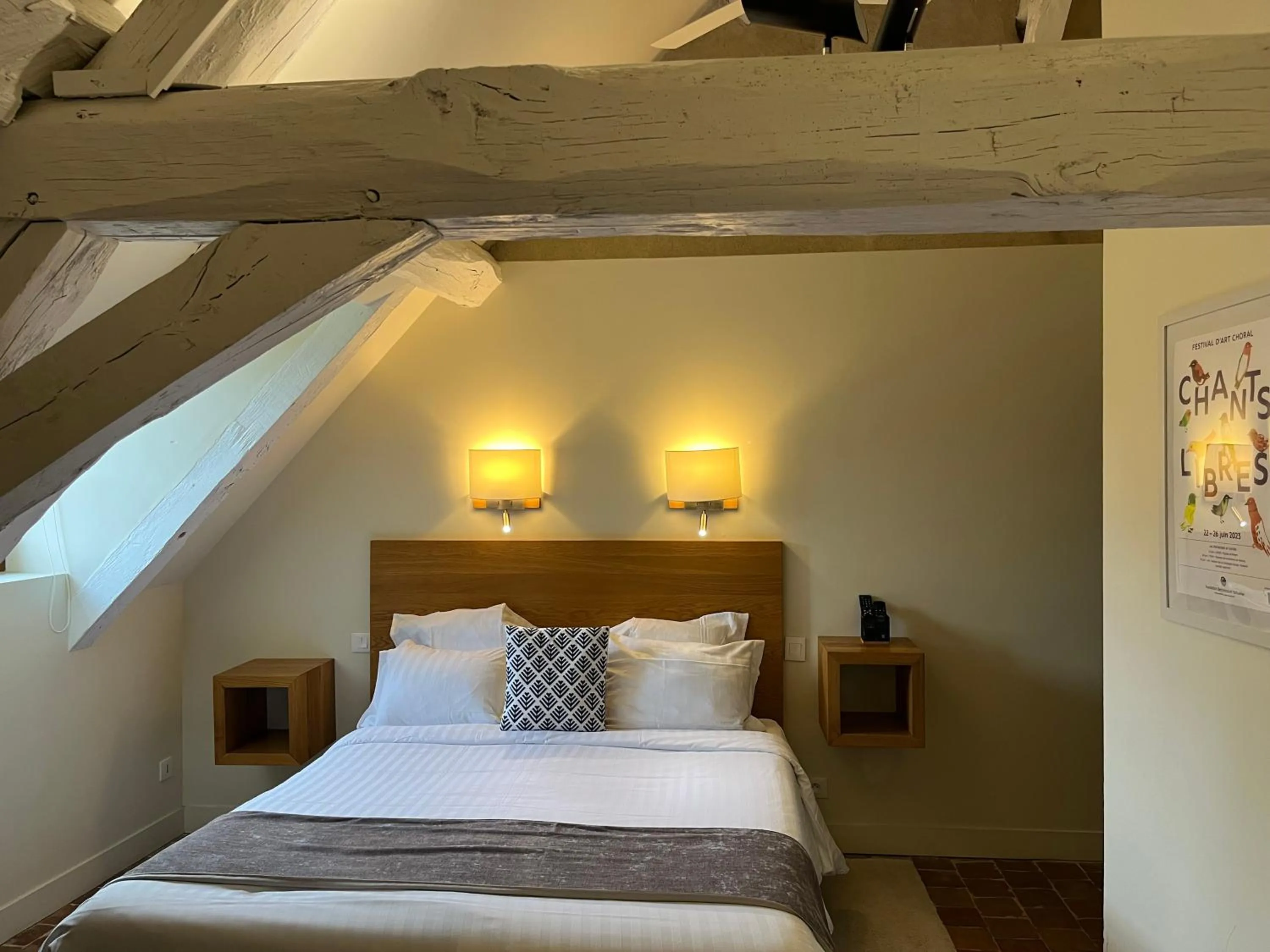 Bed in Les Glycines Vézelay