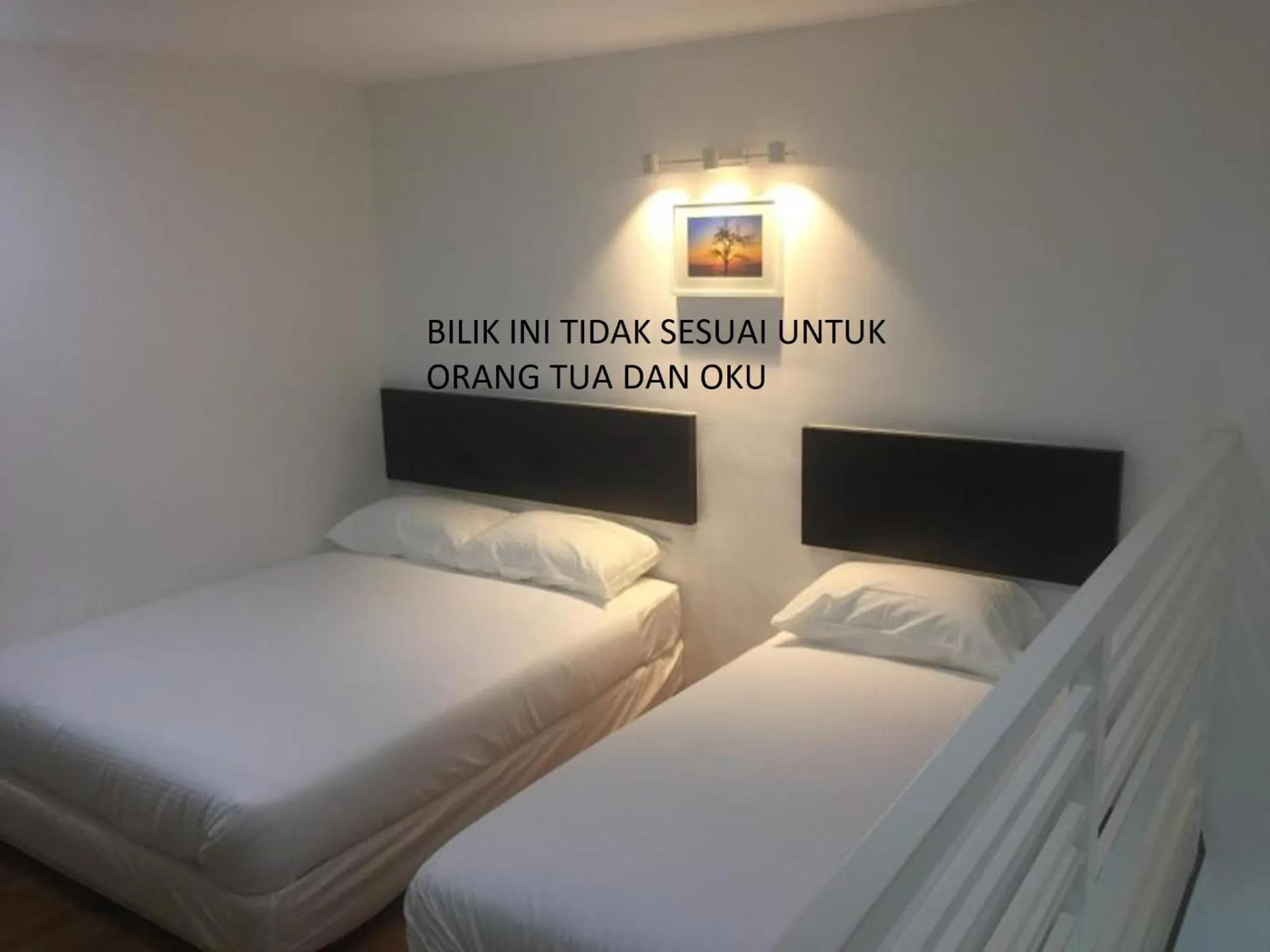 Bed in Apple Inn Hotel