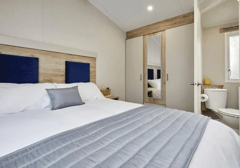 Bed in Trelawne Manor Holiday Park