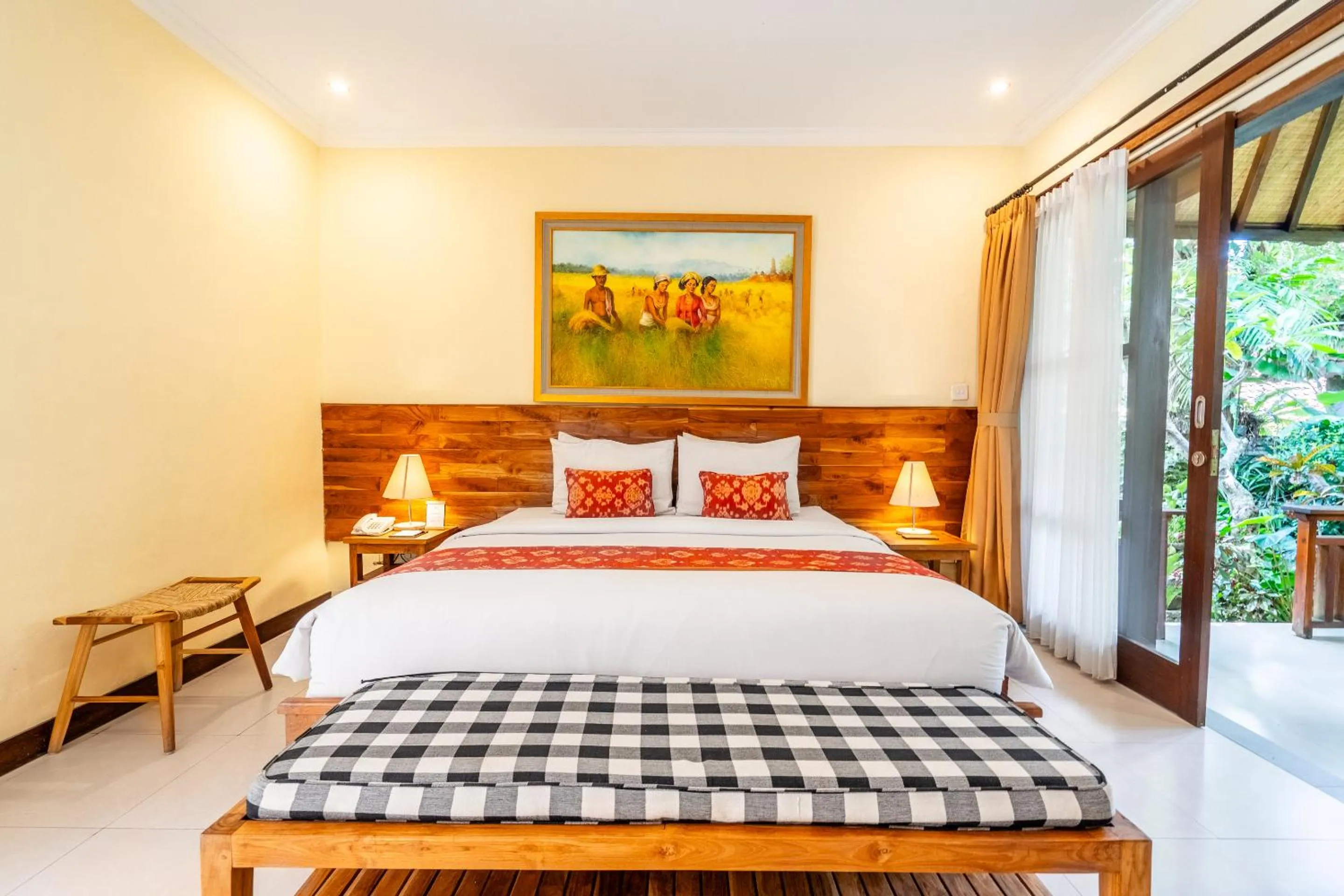 Bed in Meruhdani Boutique Hotel Ubud