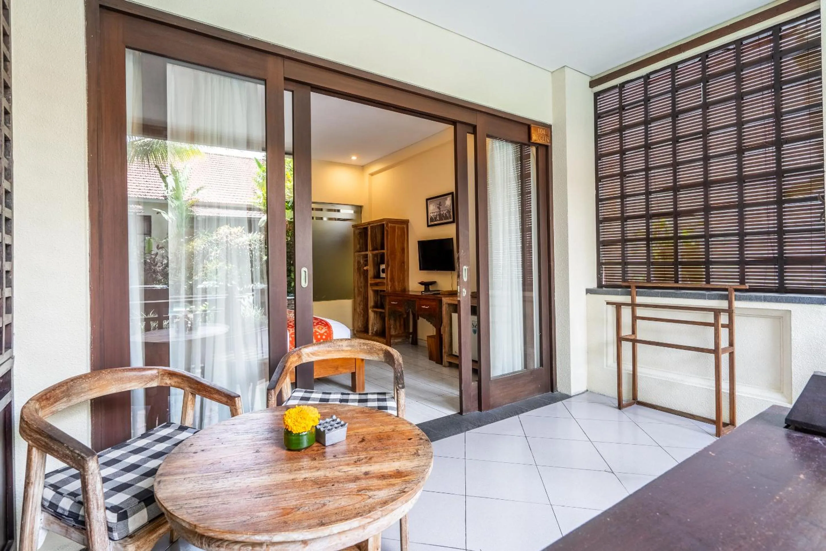 Seating area in Meruhdani Boutique Hotel Ubud