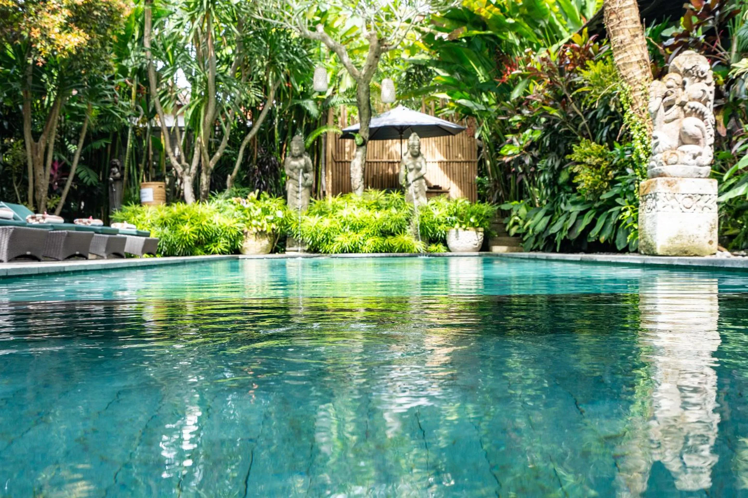Swimming pool in Meruhdani Boutique Hotel Ubud