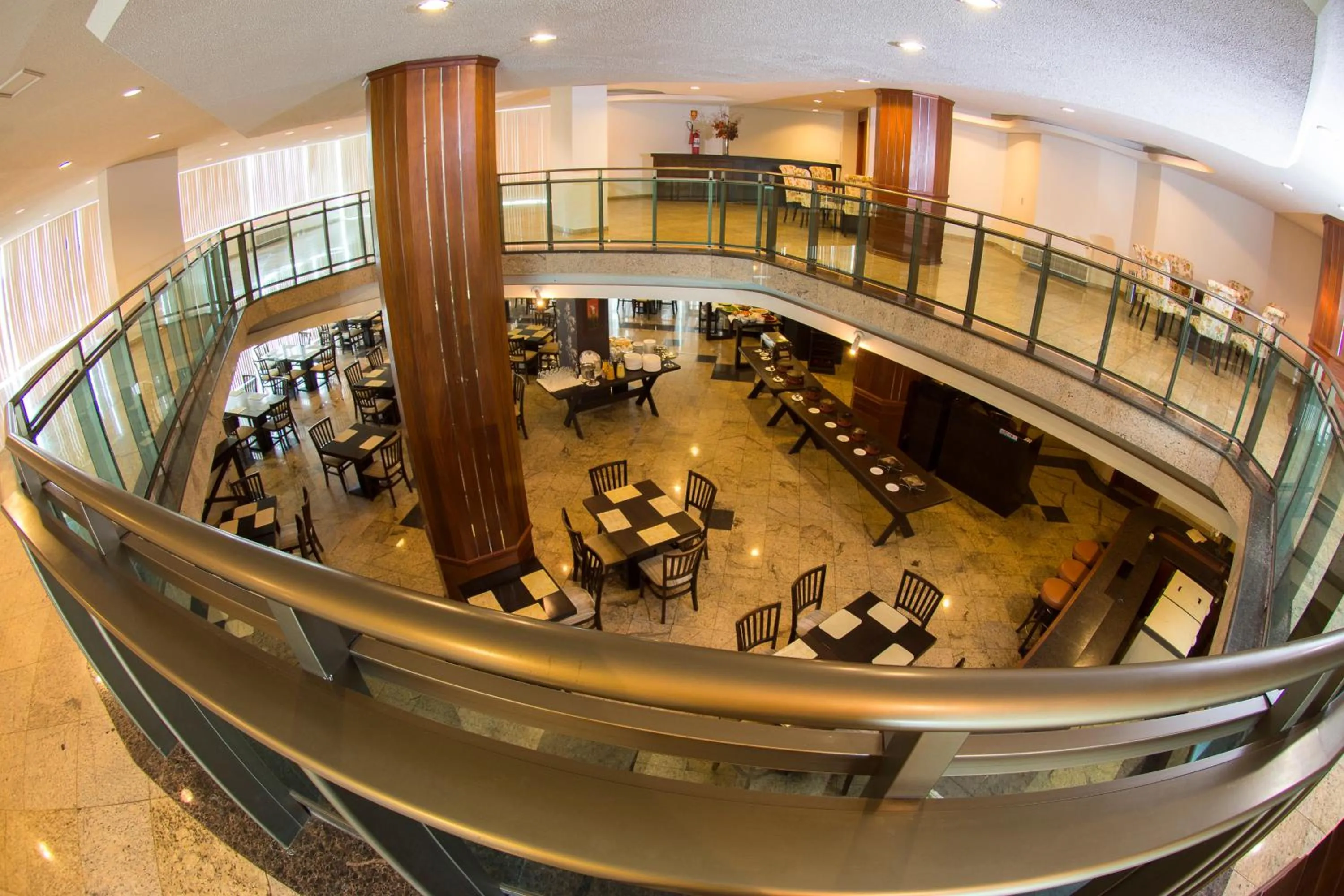 Restaurant/places to eat in Lagoa Serena Flat Hotel