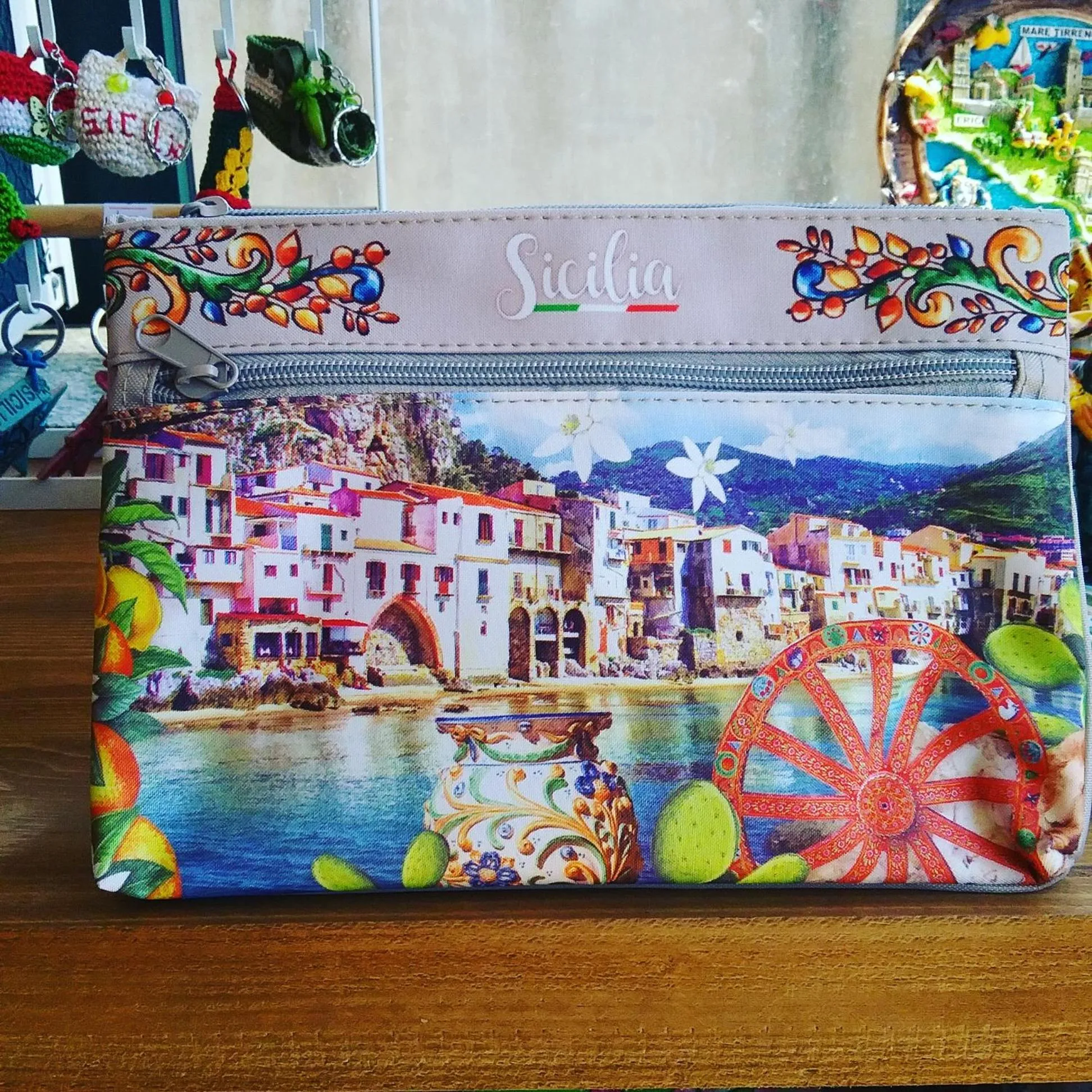 On-site shops in Semu A Mari B&B