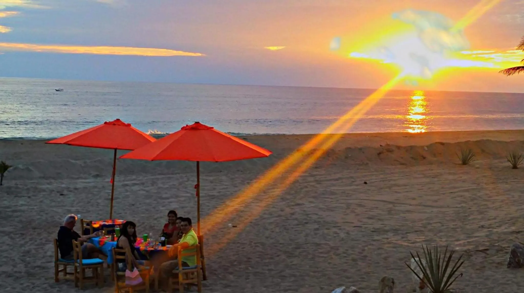 Restaurant/places to eat in Villa Star of the Sea