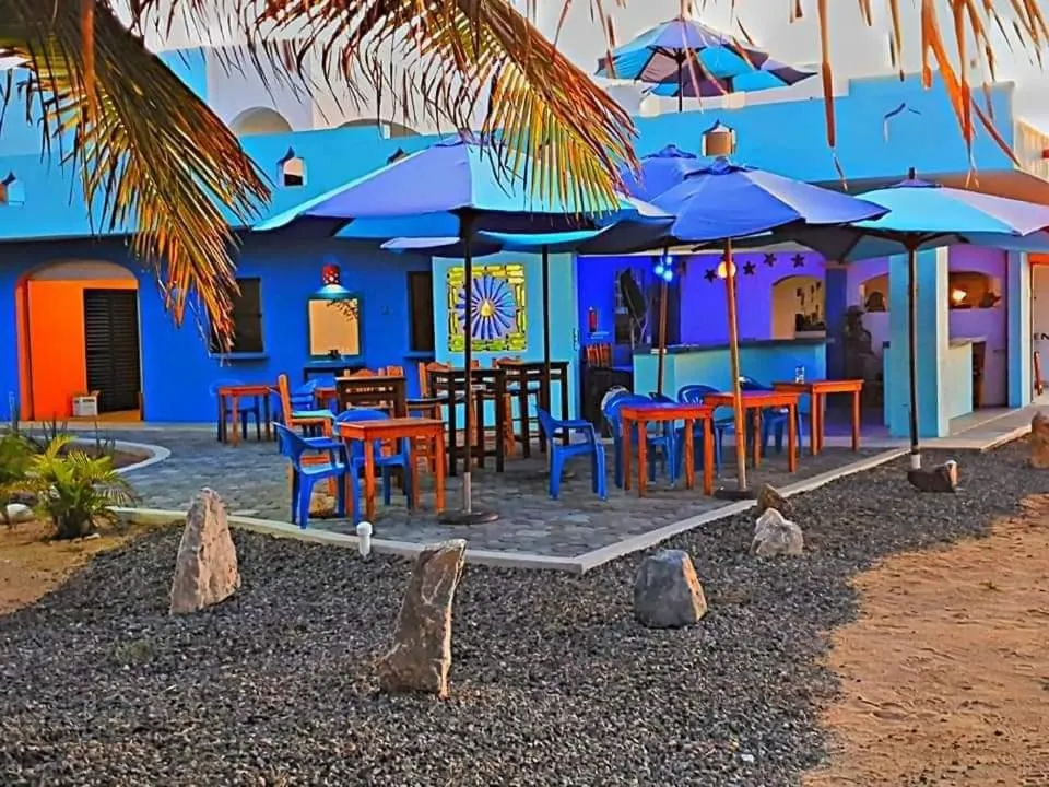 Restaurant/places to eat in Villa Star of the Sea