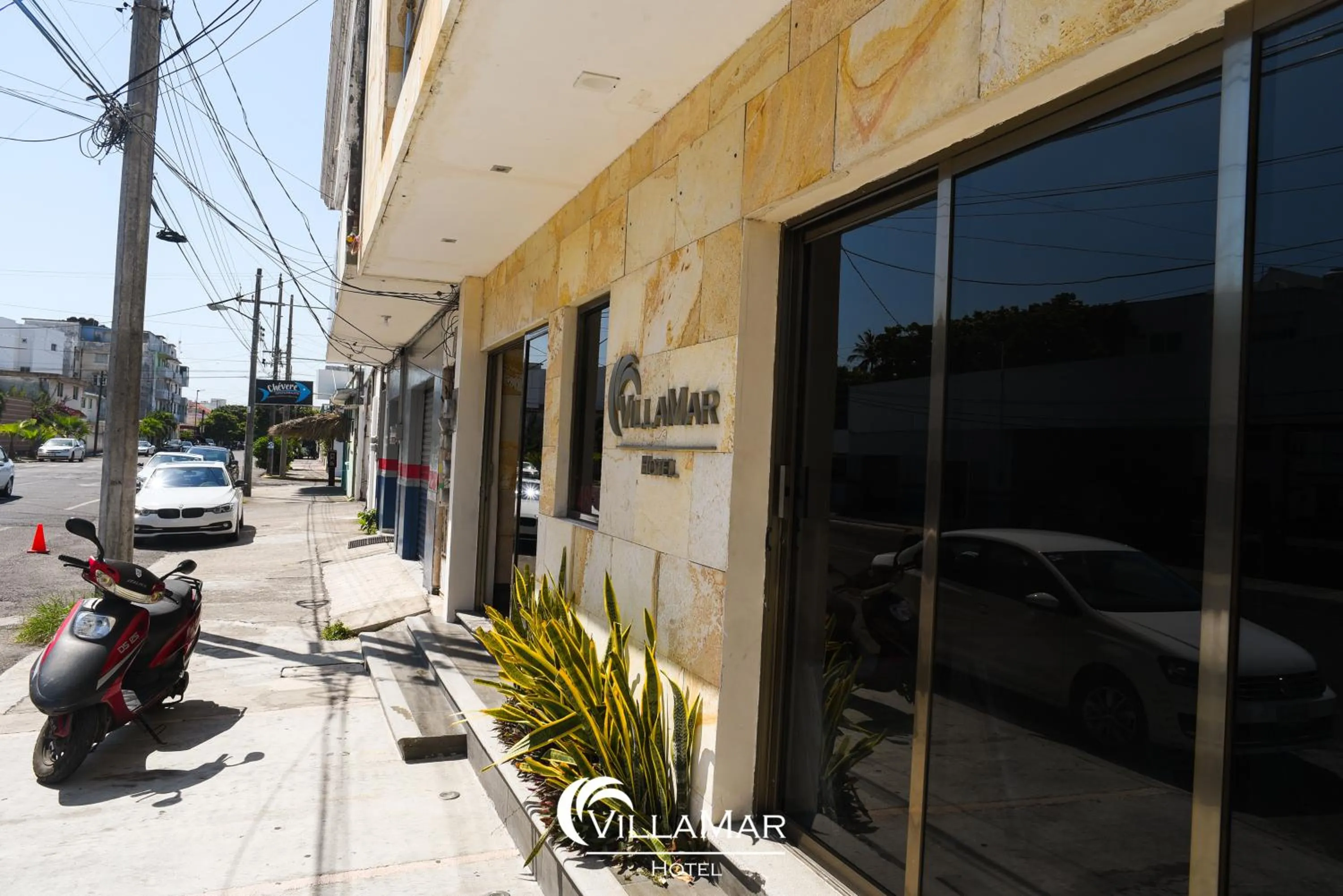 Facade/entrance in Hotel Villamar