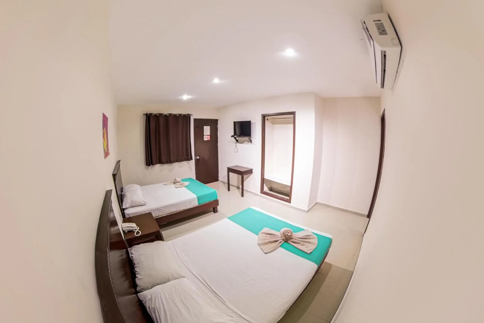 Photo of the whole room, Bed in Hotel Villamar