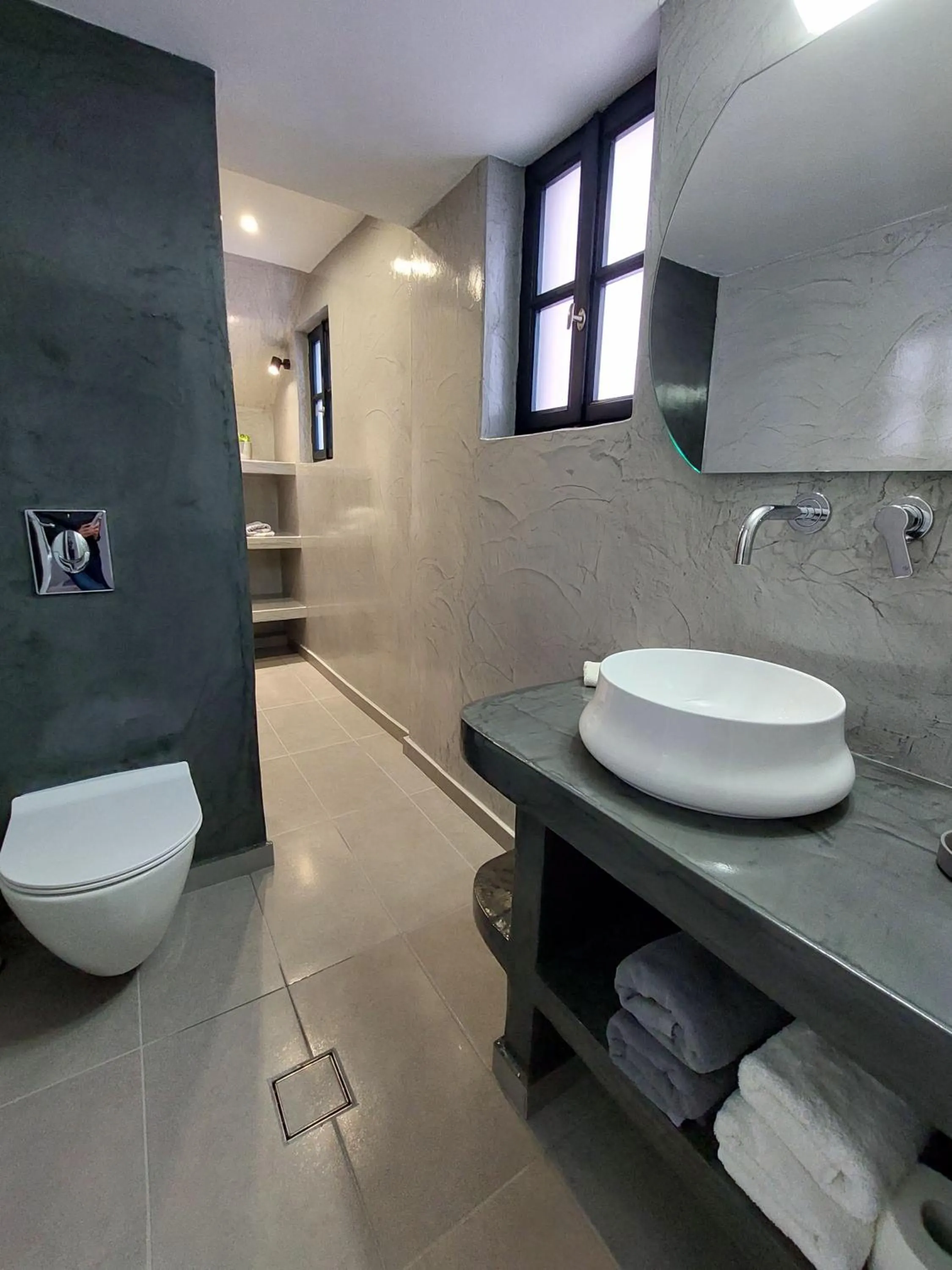 Bathroom in Anthonas Apartments