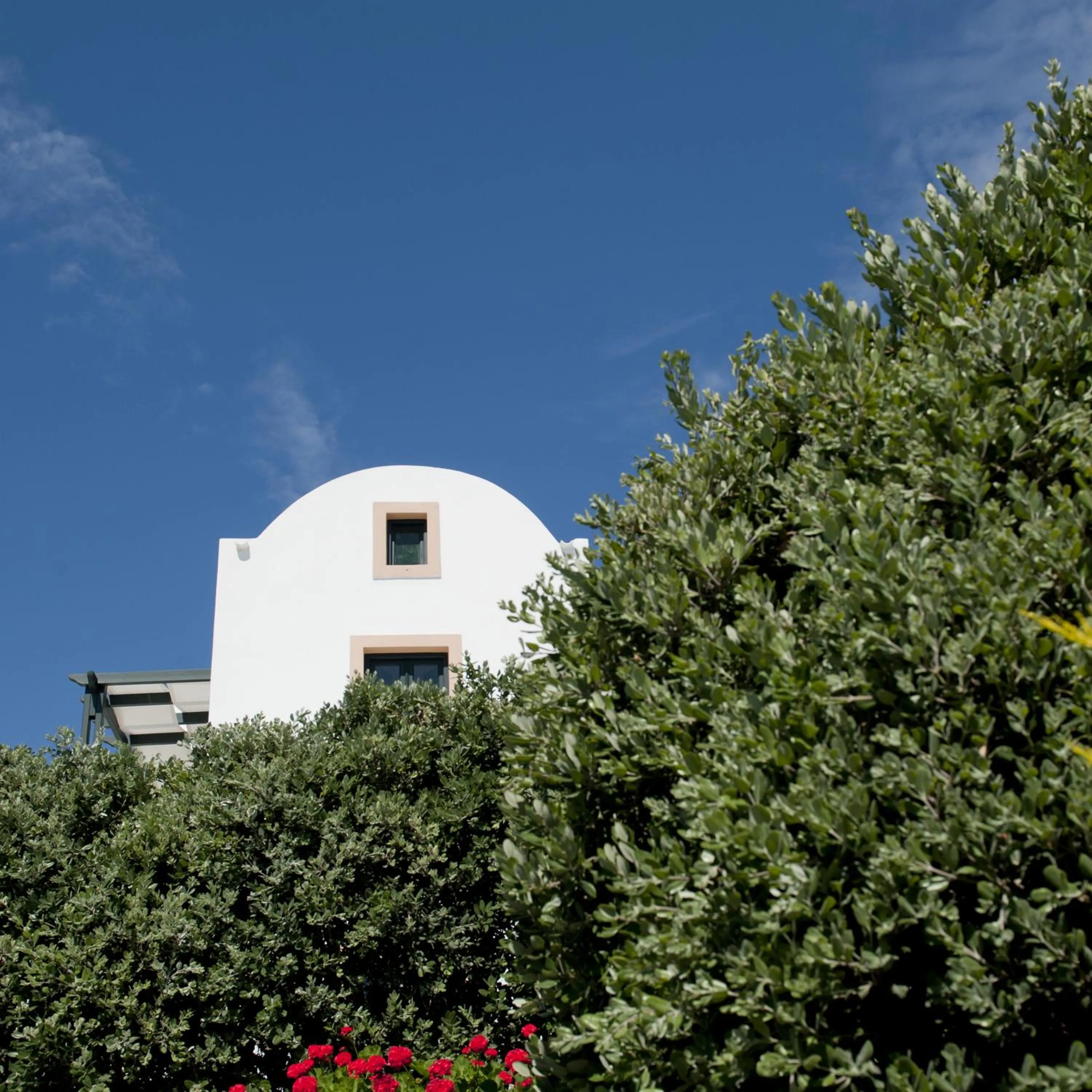 Day in Anthonas Apartments