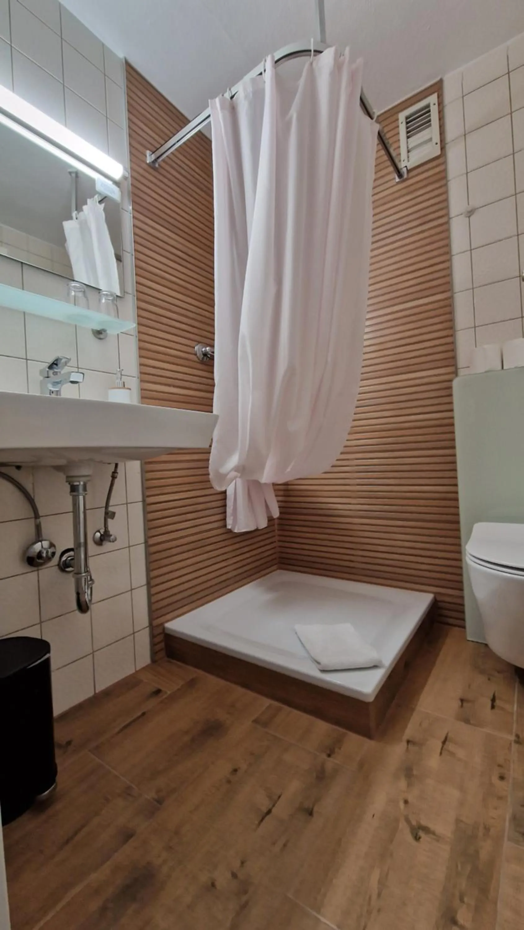 Bathroom in Apart Hotel Freiburg