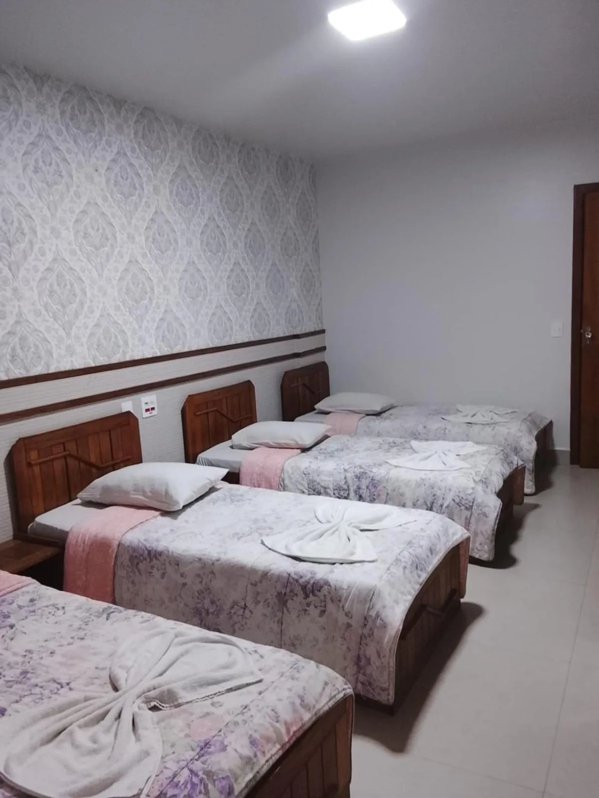 Bedroom, Bed in Tulipa Hotel