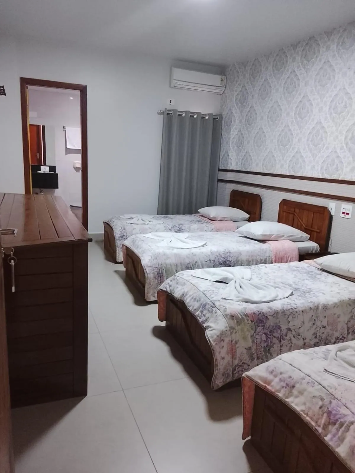 Decorative detail, Bed in Tulipa Hotel