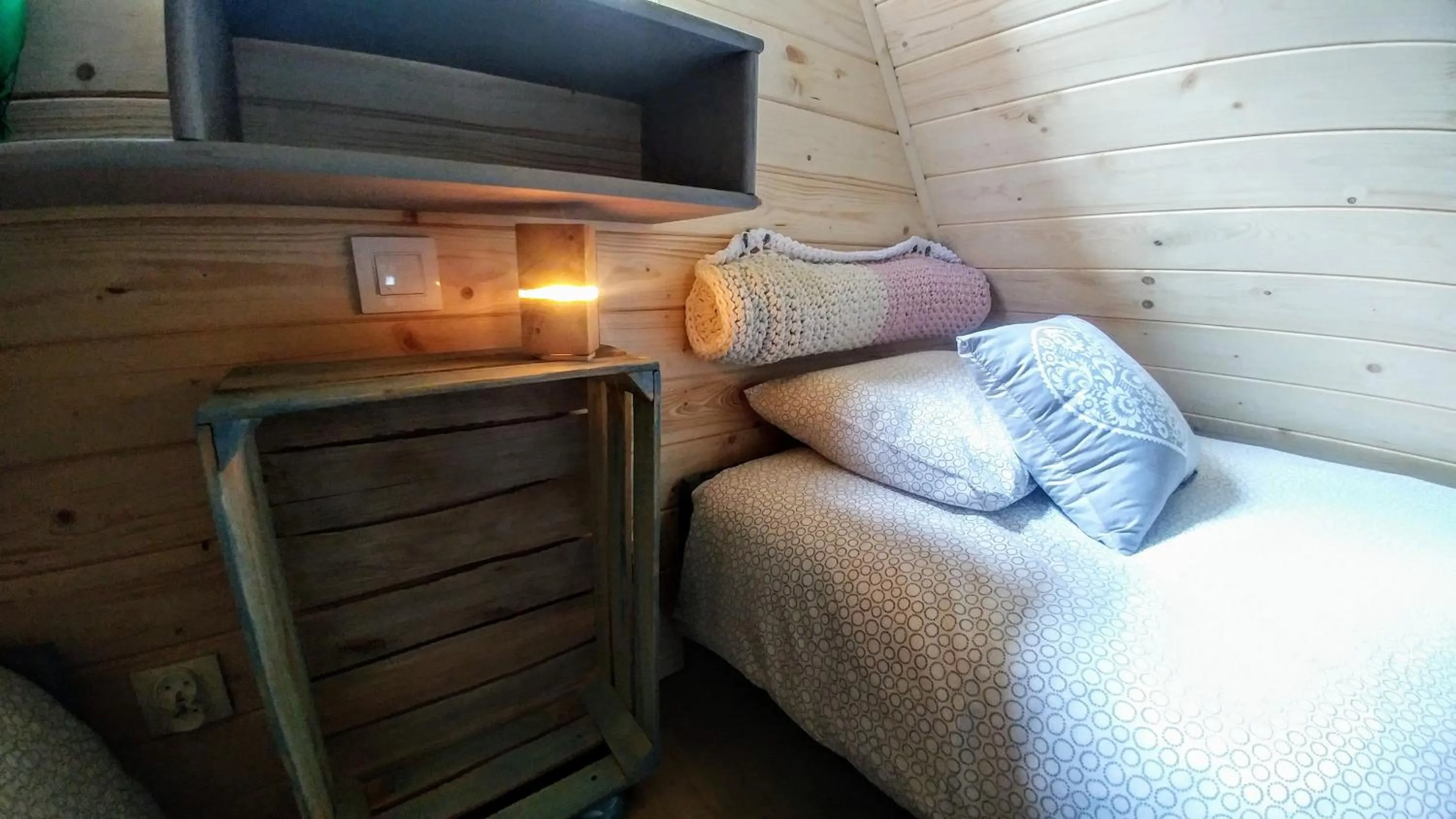 Bed in Osada pod Beskidem- chatki całoroczne