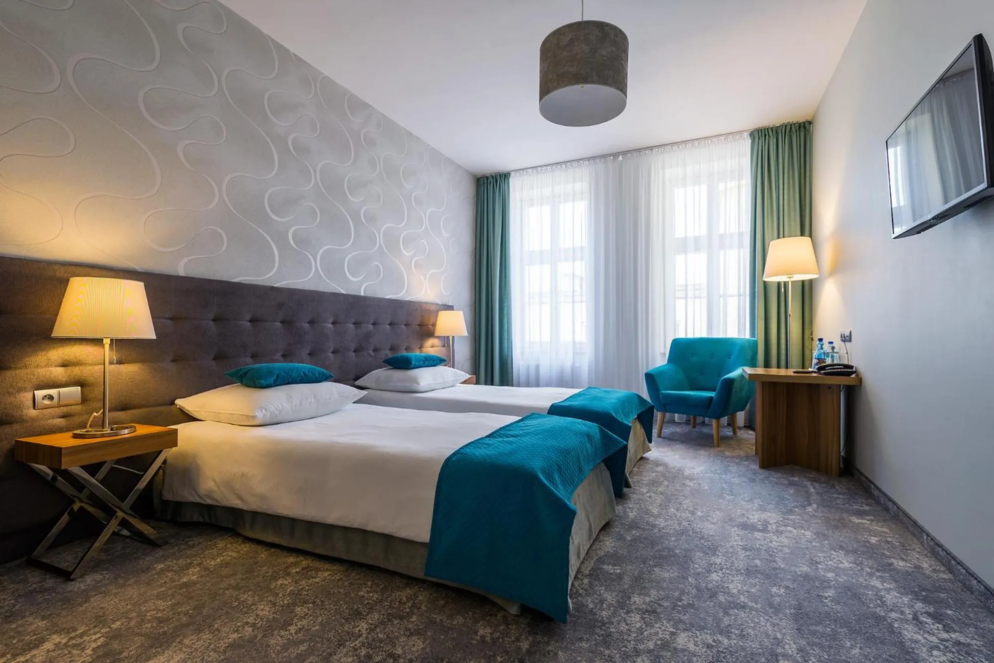 Photo of the whole room, Bed in Tulip Hotels - Wroclaw Patio