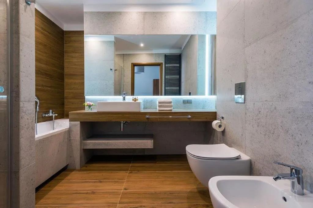 Toilet in Tulip Hotels - Wroclaw Patio