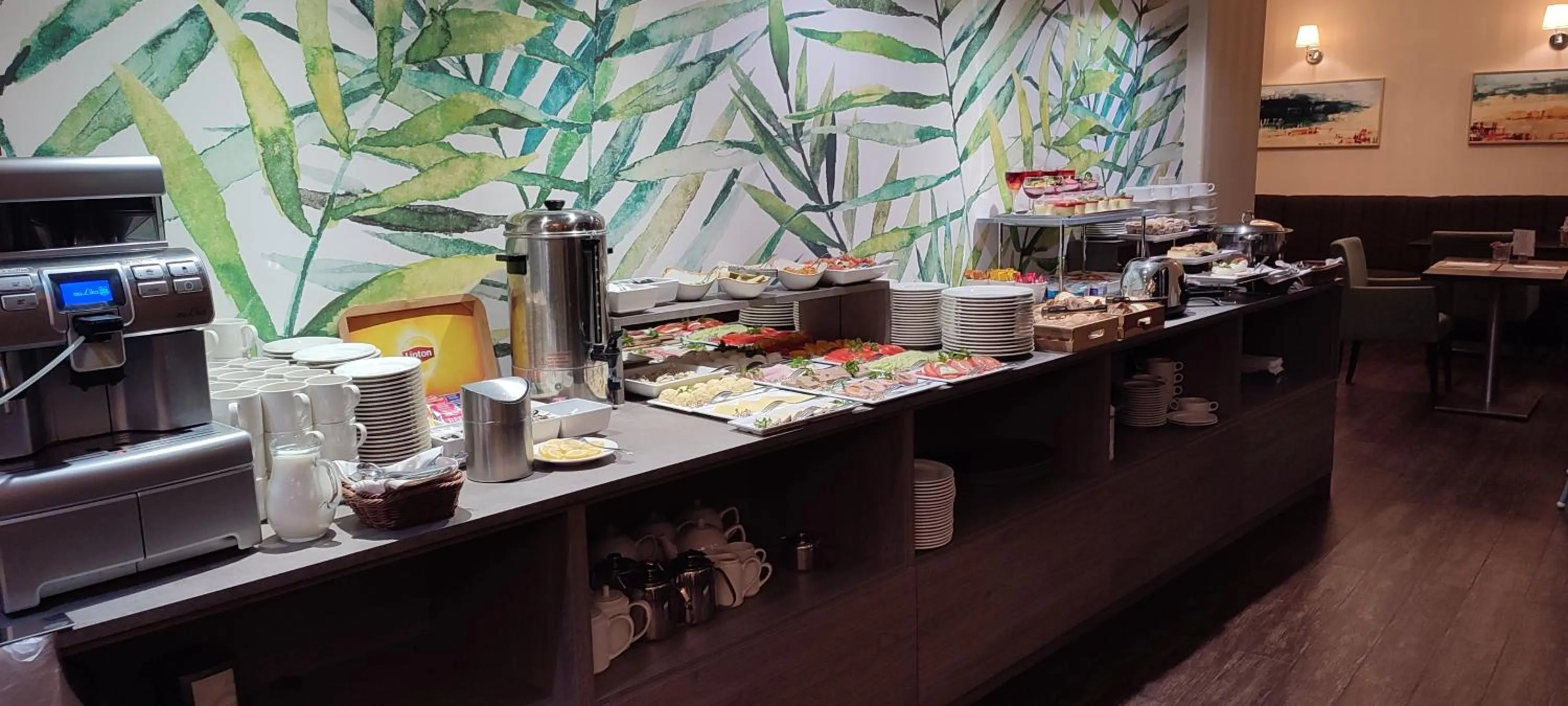 Restaurant/places to eat in Tulip Hotels - Wroclaw Patio