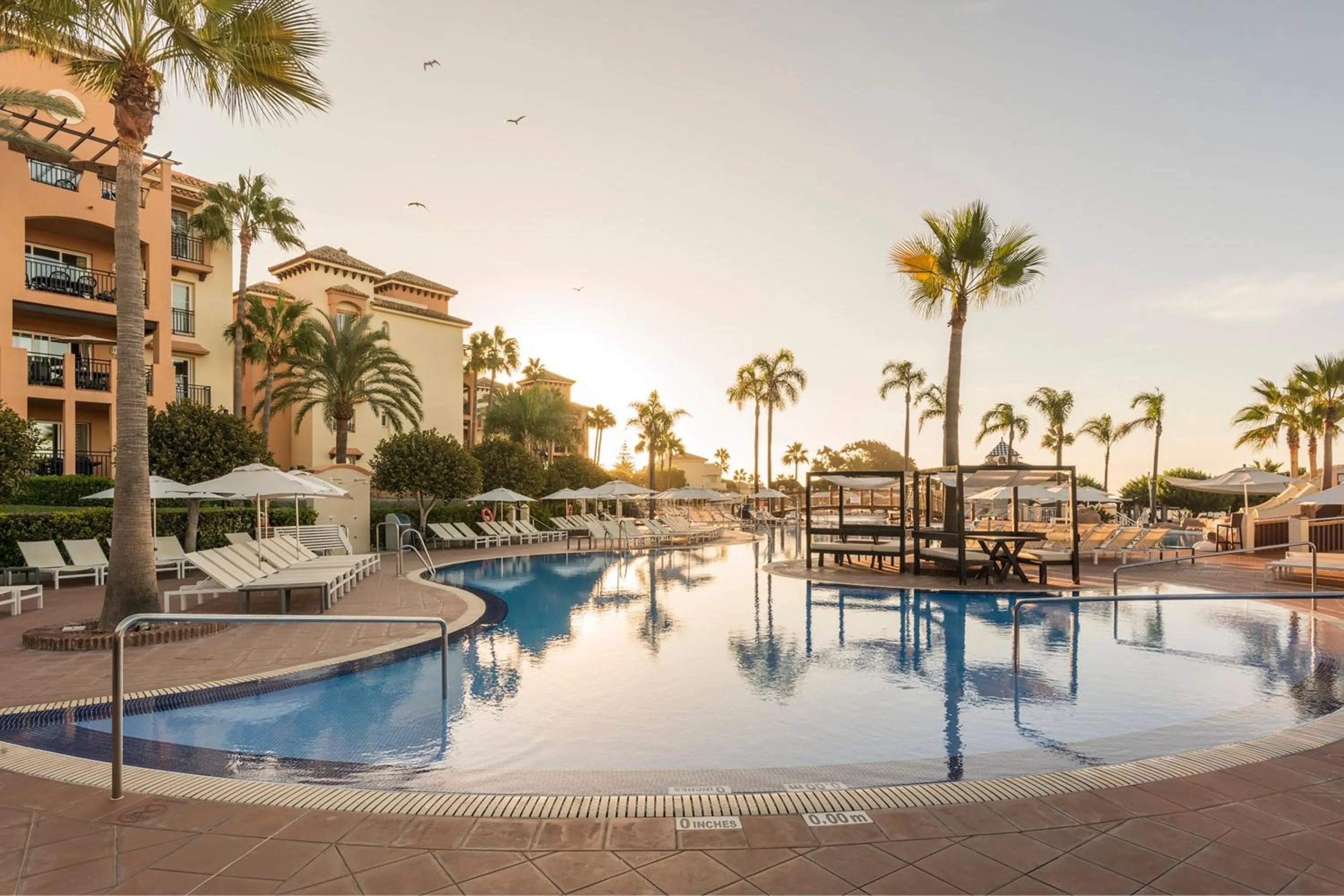 Swimming pool in Marriott's Marbella Beach Resort