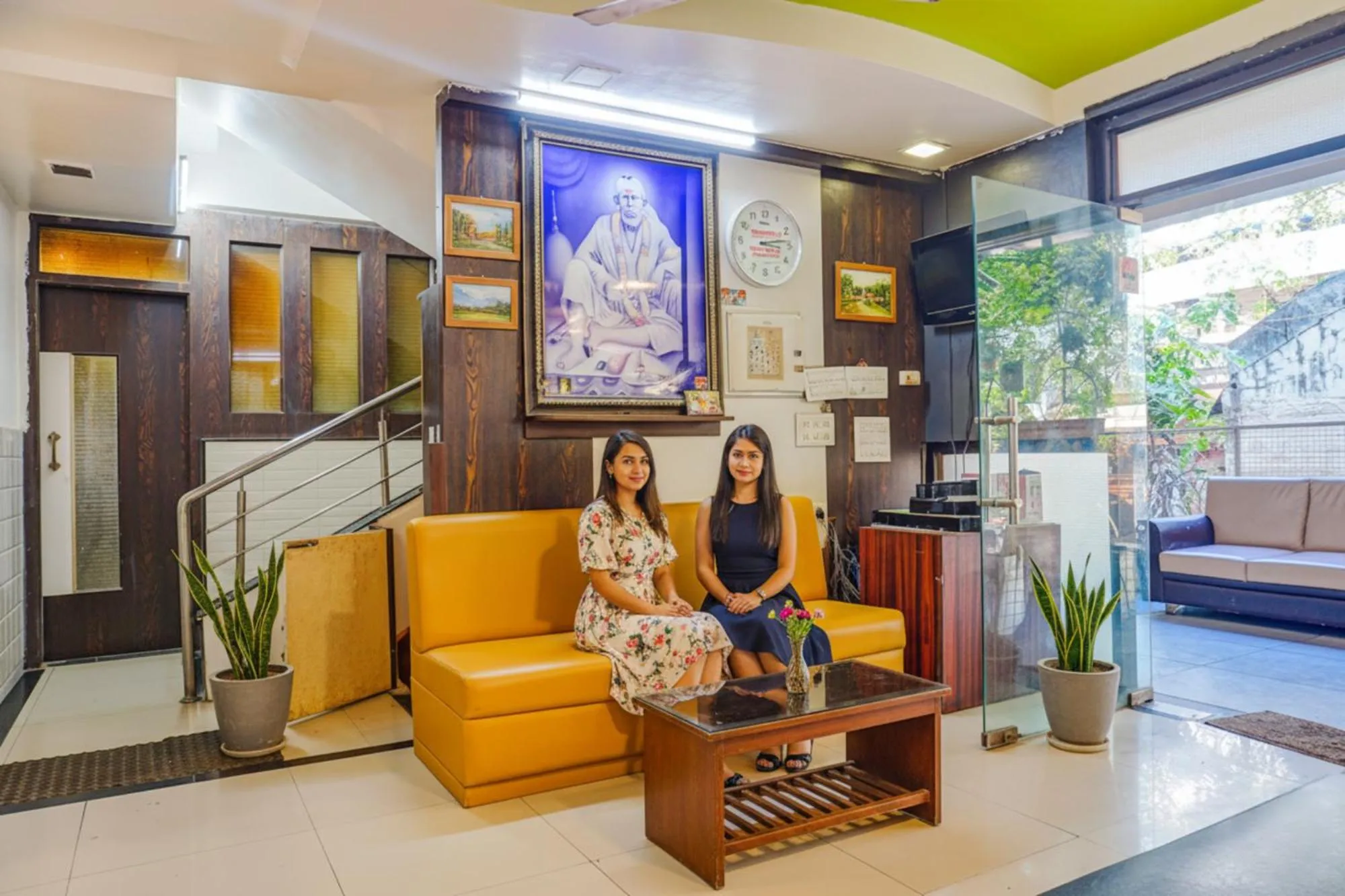 Seating area in Via Tulsi Park