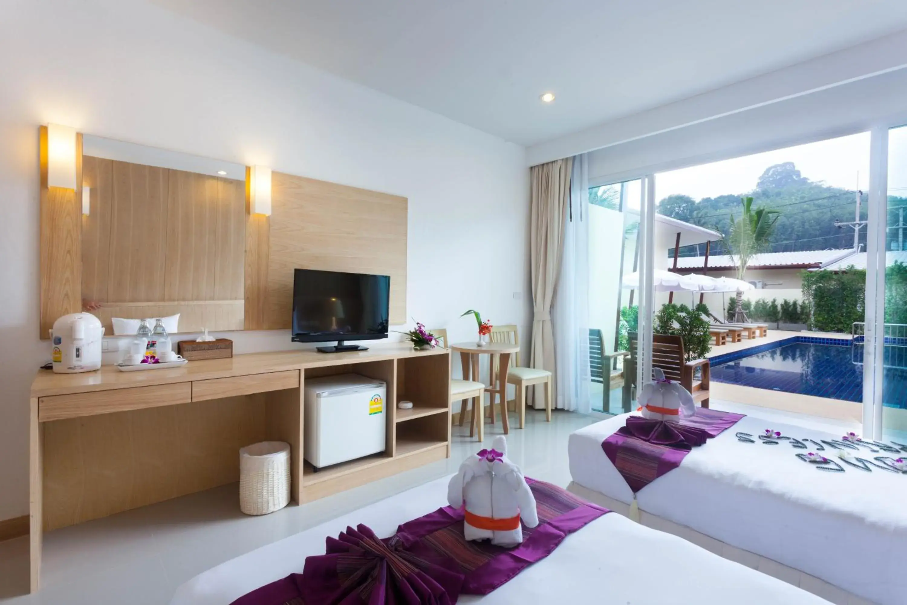 Deluxe Twin Room in Chalong Princess Pool Villa Resort SHA EXTRA PLUS Deluxe Twin Room in Chalong Princess Pool Villa Resort SHA EXTRA PLUS