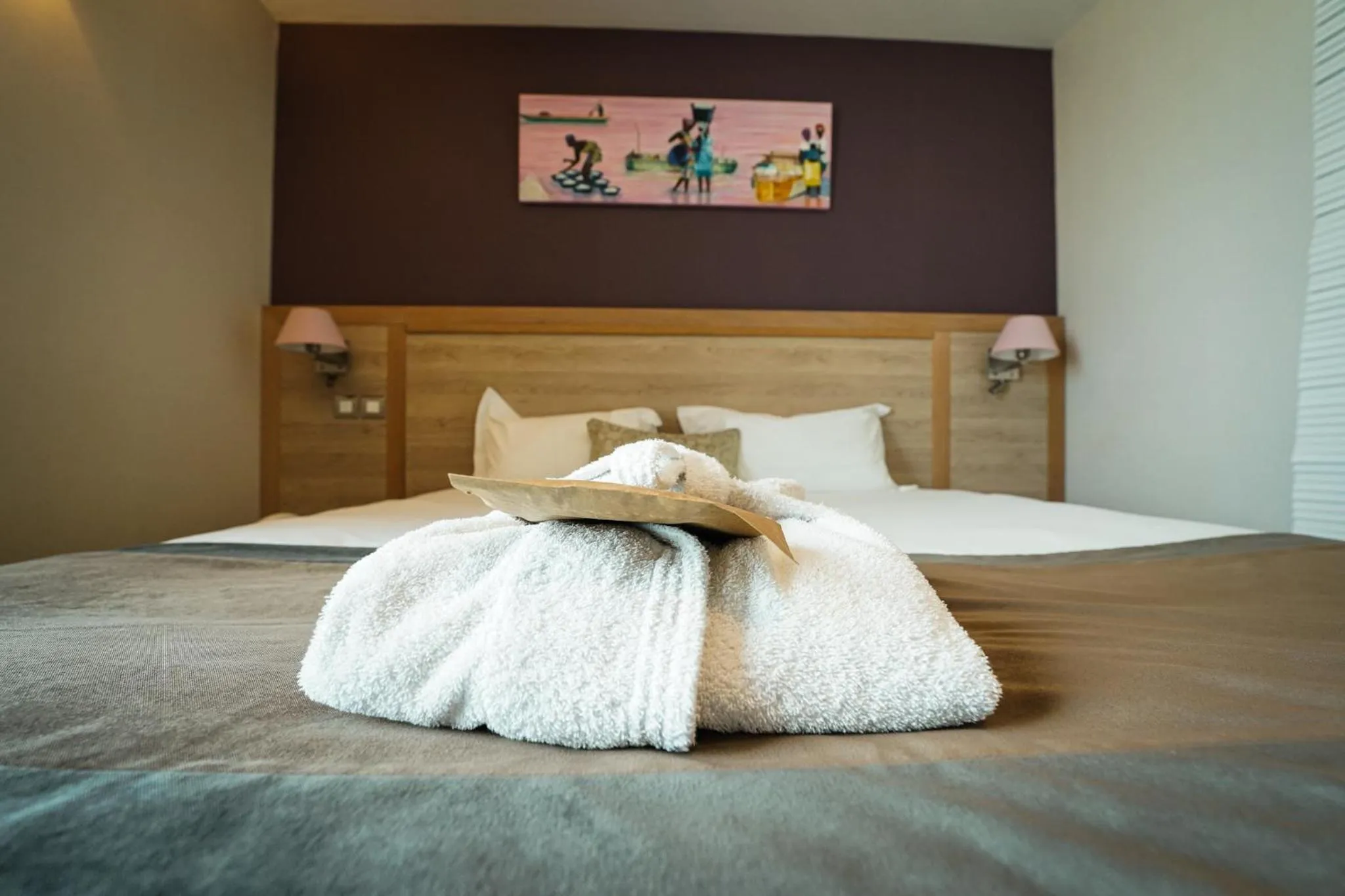 Photo of the whole room, Bed in Hotel Vatel Bordeaux