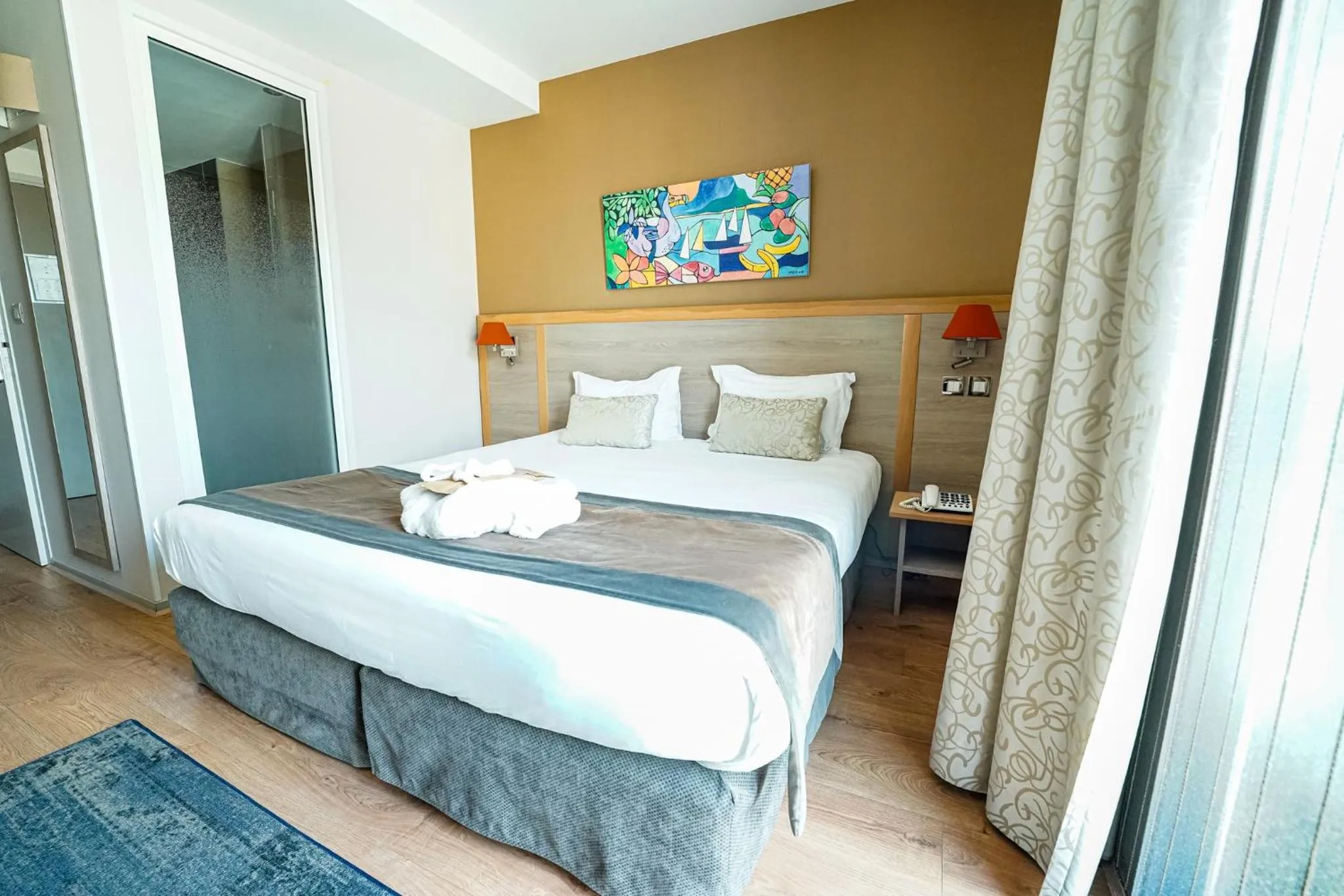 Bed in Hotel Vatel Bordeaux