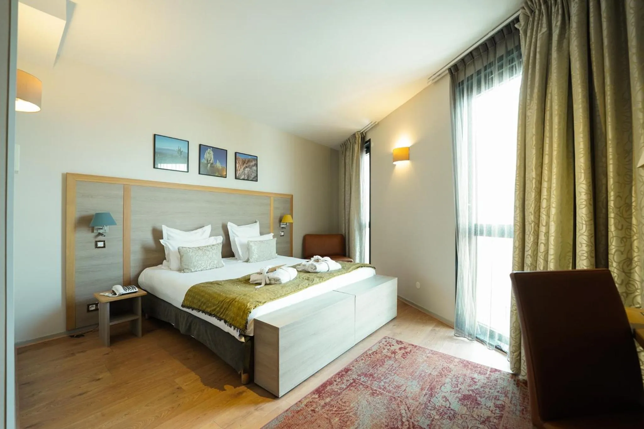 Bed in Hotel Vatel Bordeaux