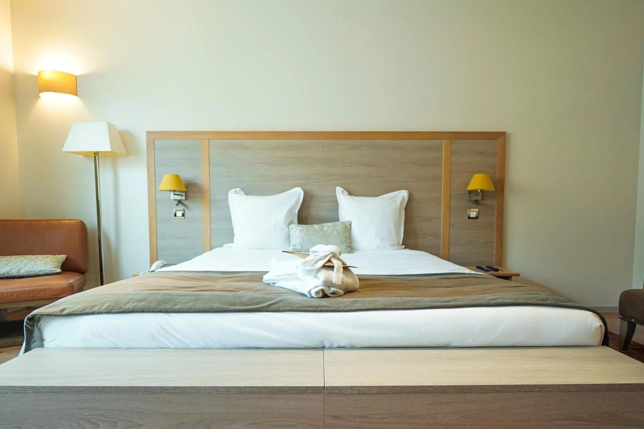 Bed in Hotel Vatel Bordeaux